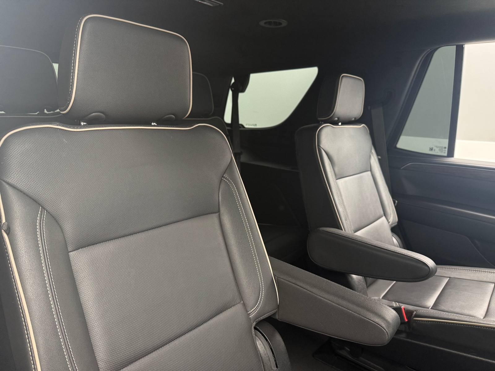 Thumbnail: 2023 Chevrolet Tahoe - 5