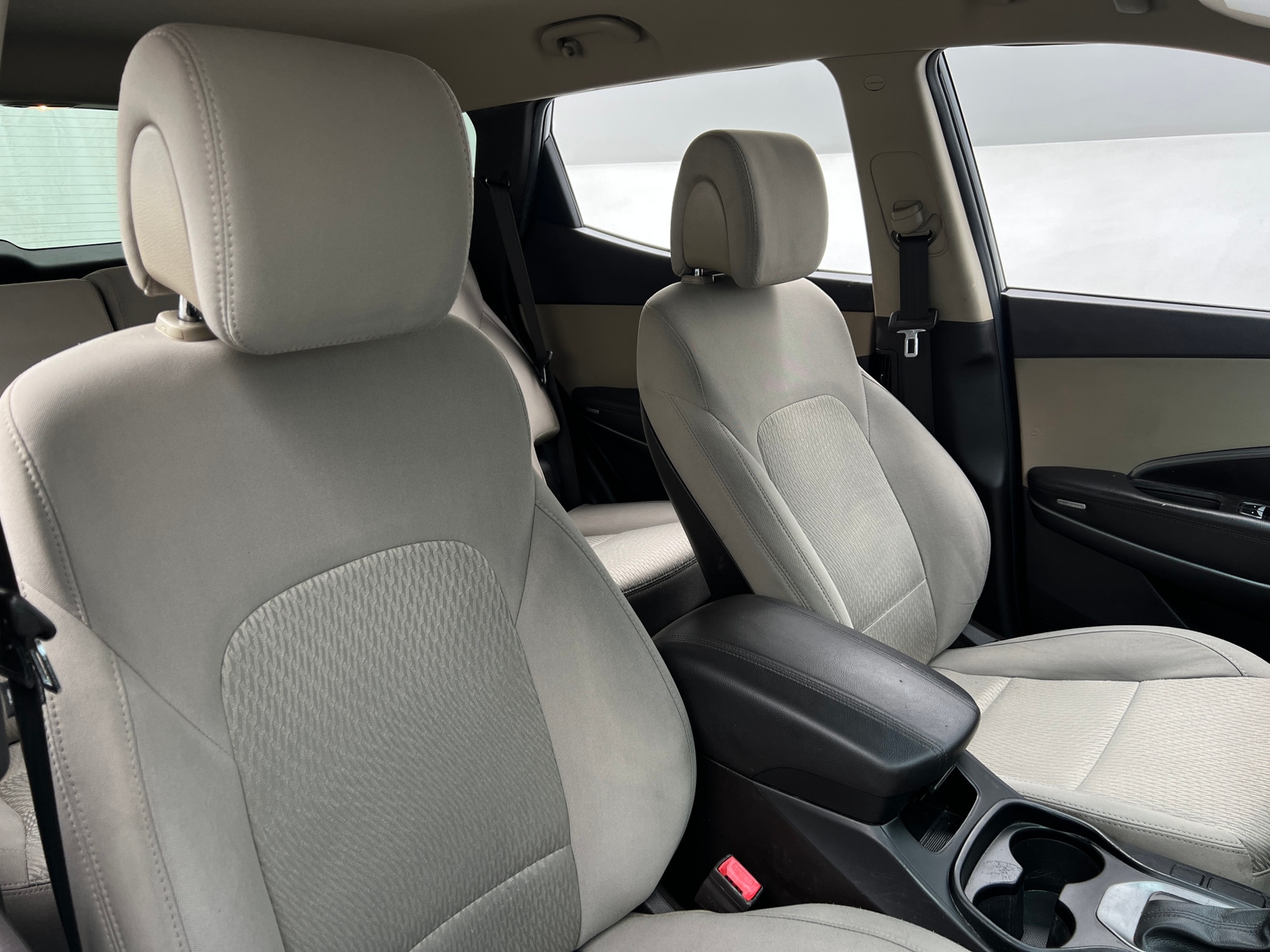 Thumbnail: 2018 Hyundai Santa Fe - 2