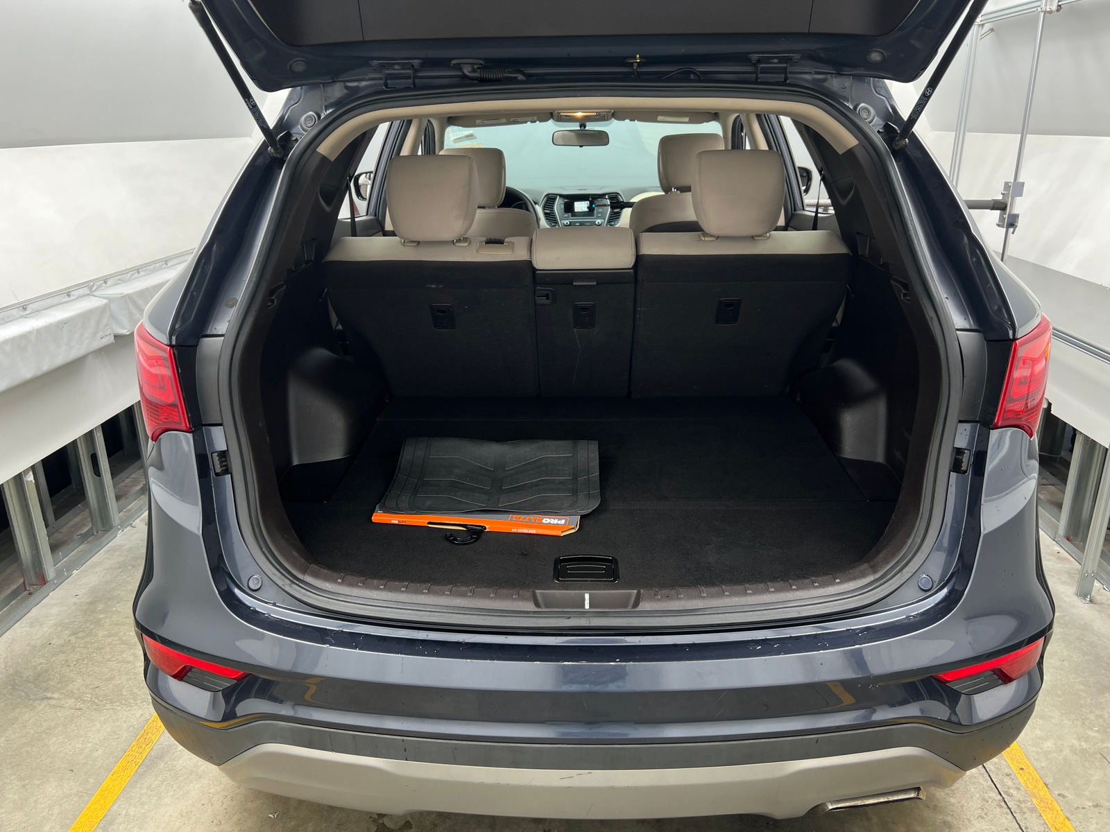 Thumbnail: 2018 Hyundai Santa Fe - 7