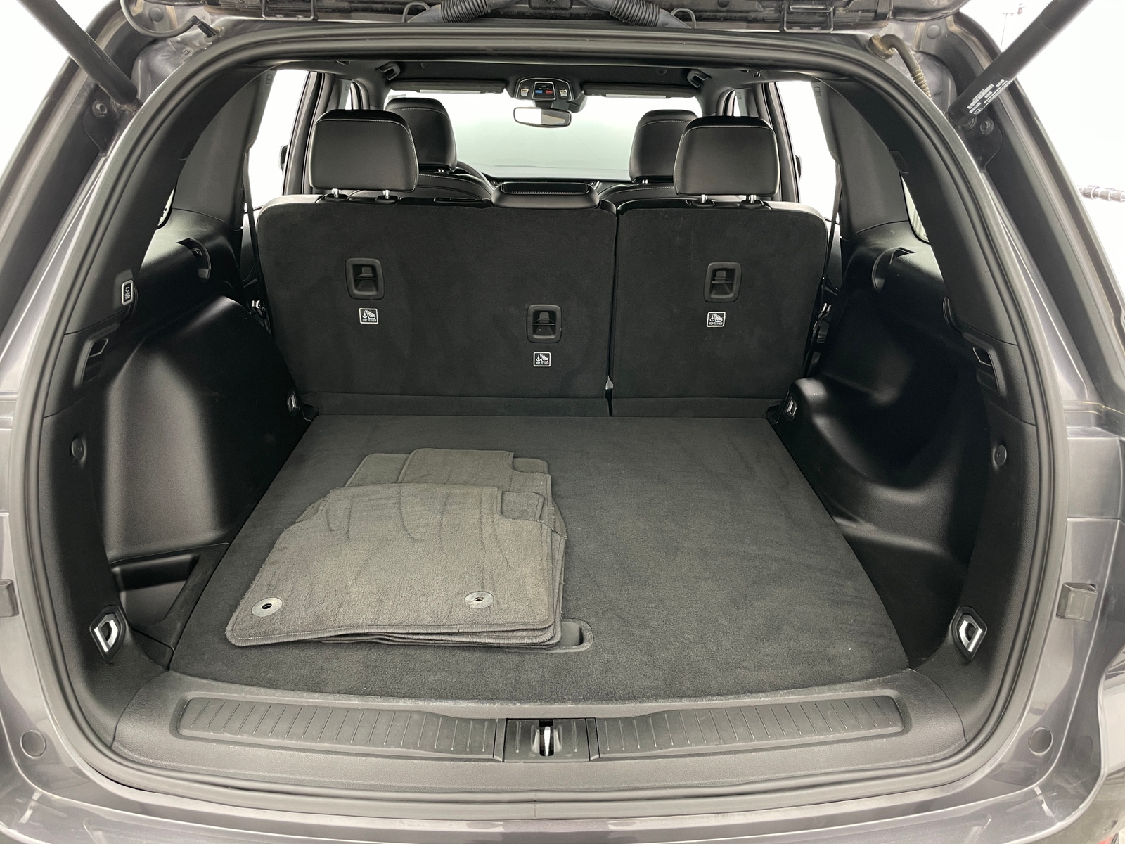 Thumbnail: 2024 Jeep Grand Cherokee - 6