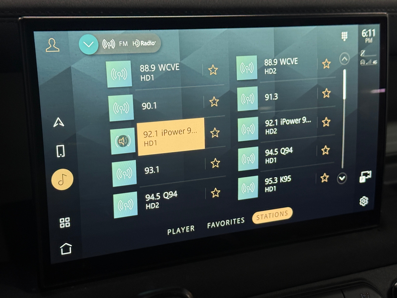 Thumbnail: 2022 Land Rover Defender - 4