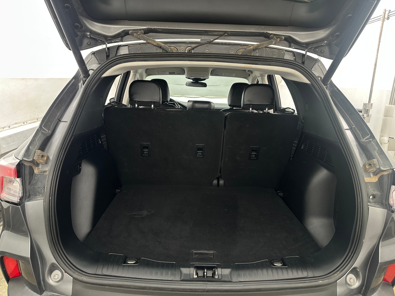 Thumbnail: 2021 Ford Escape - 6