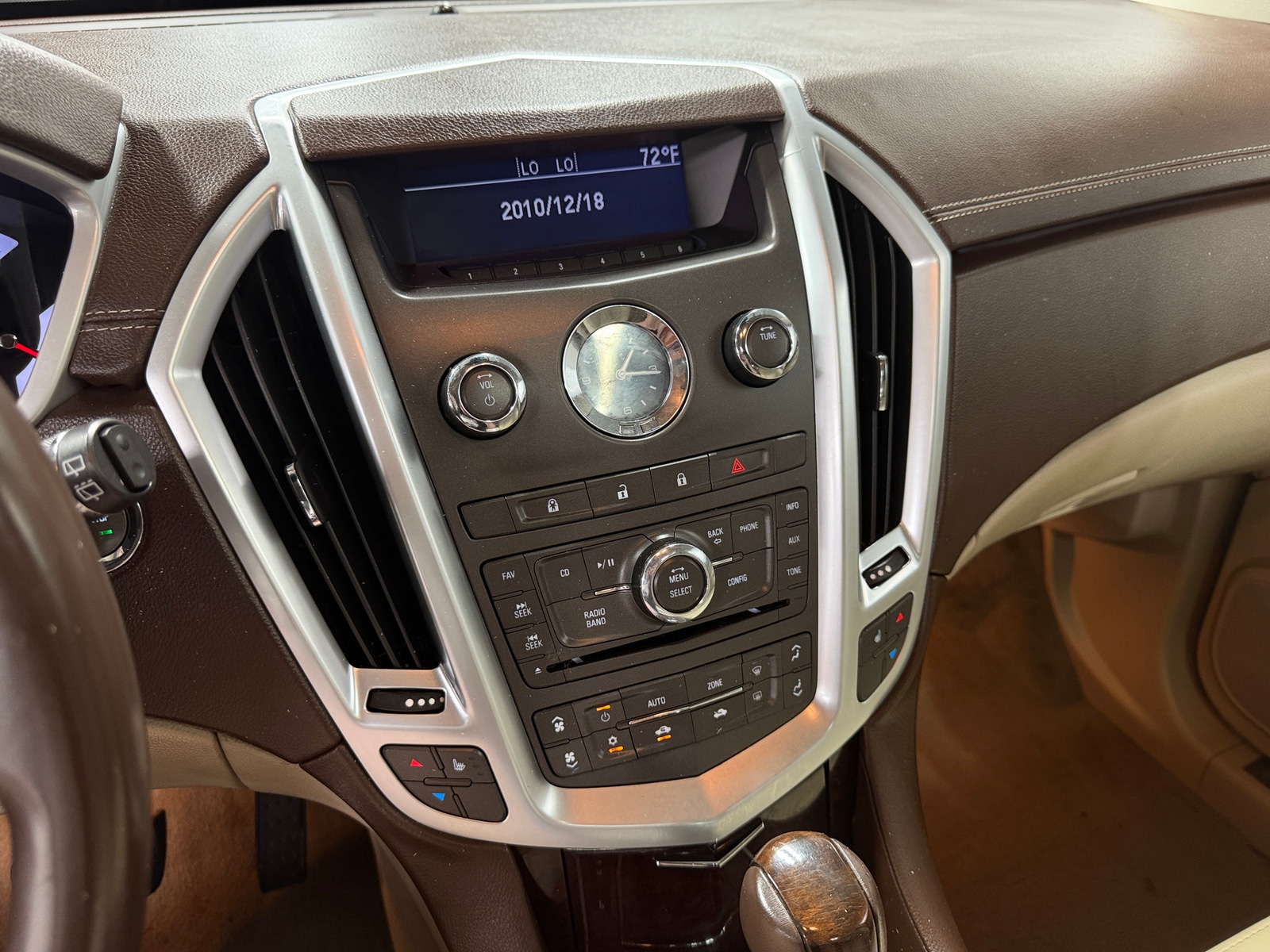 Thumbnail: 2011 Cadillac SRX - 3