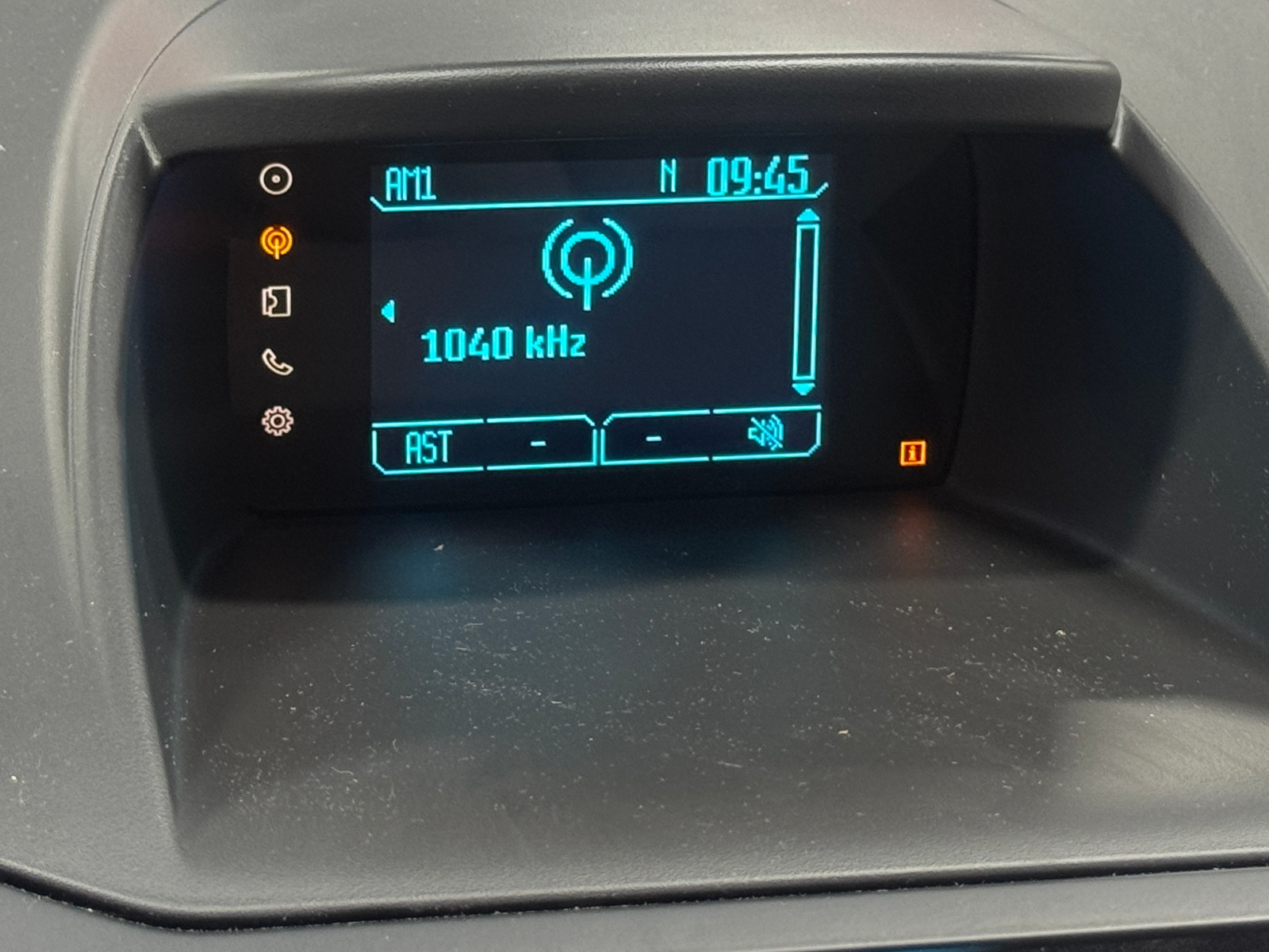 Thumbnail: 2014 Ford Fiesta - 4