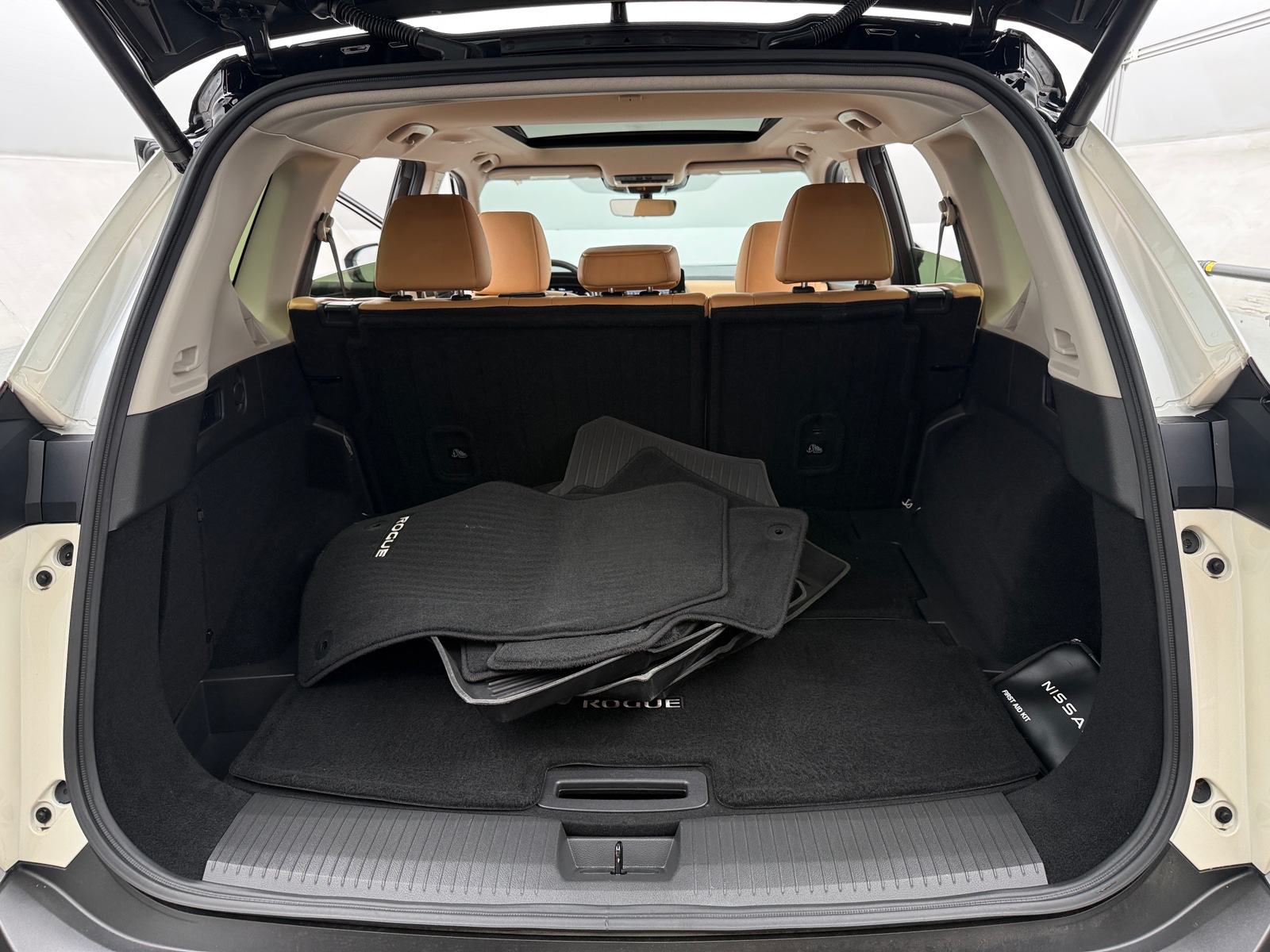 Thumbnail: 2023 Nissan Rogue - 6