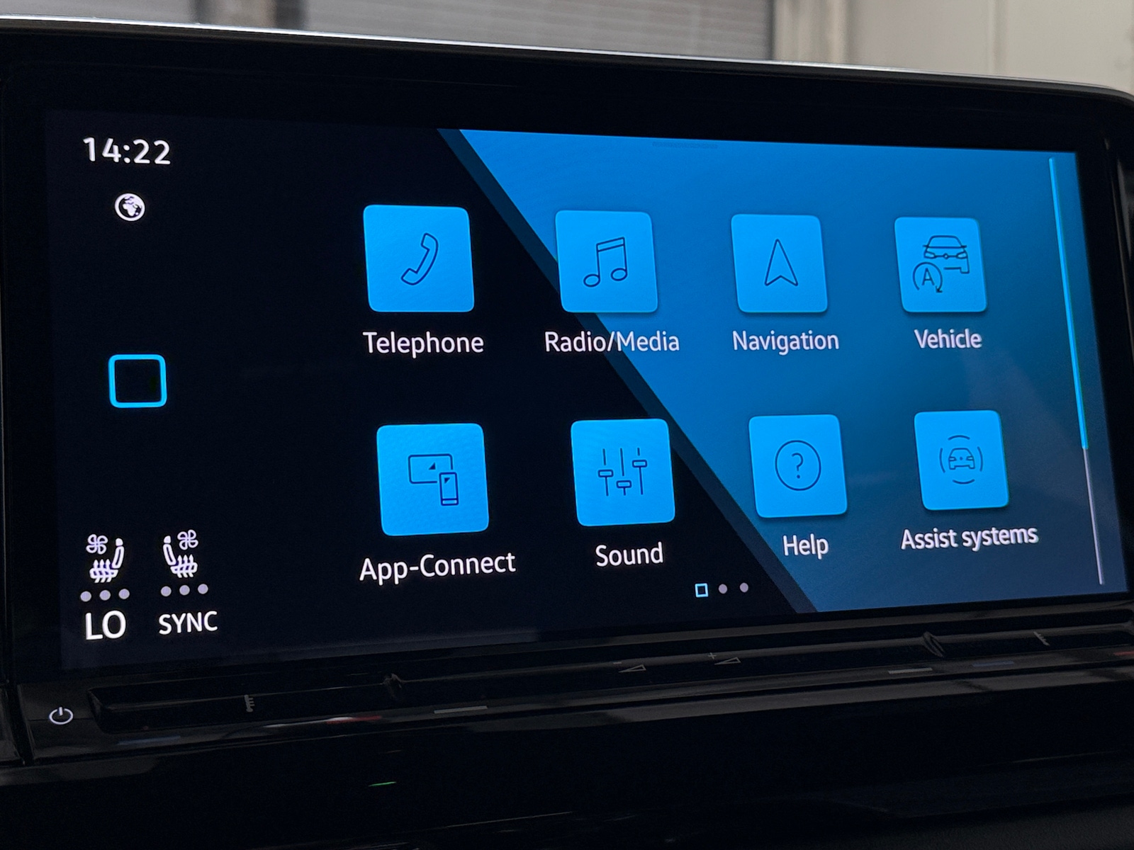 Thumbnail: 2025 Volkswagen Atlas - 3