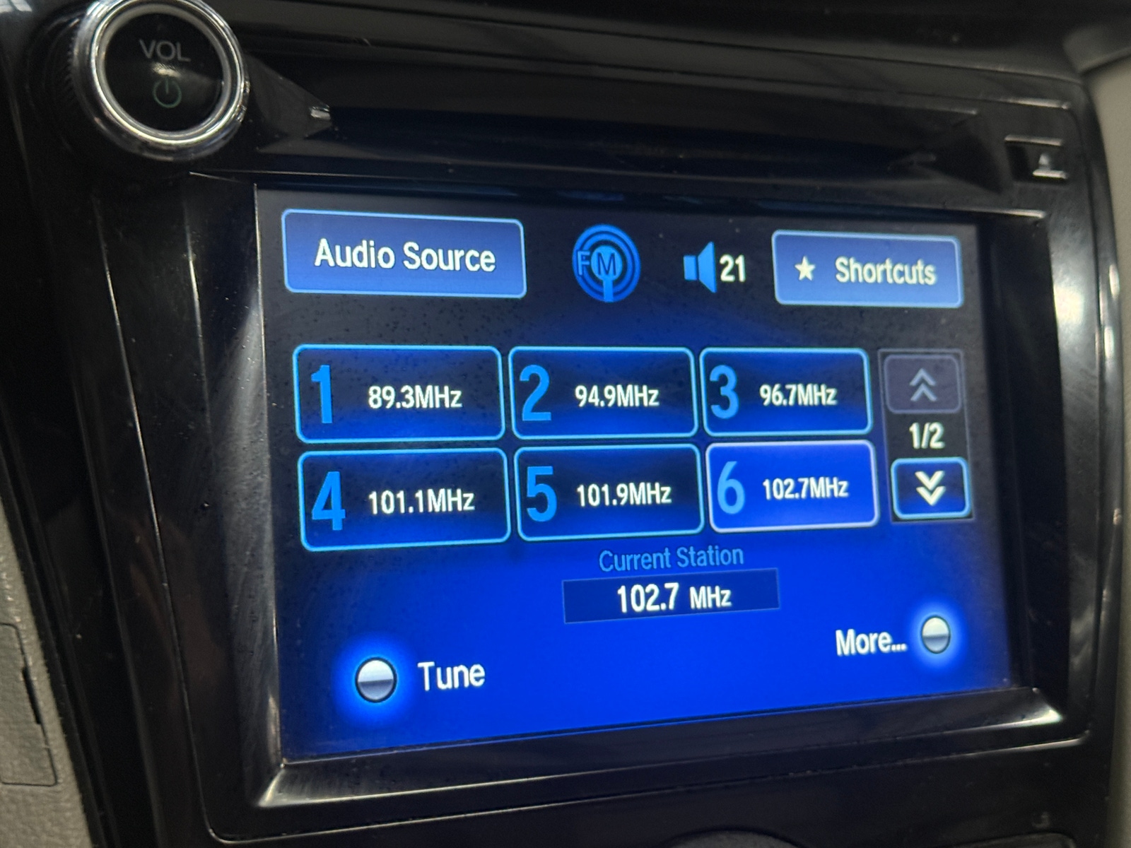 Thumbnail: 2016 Honda Odyssey - 3