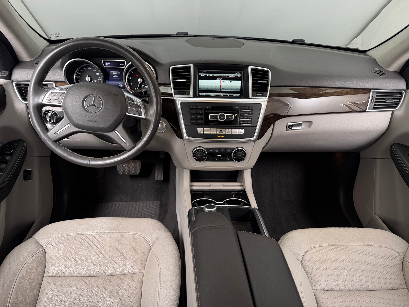 Thumbnail: 2015 Mercedes-Benz M-Class - 2