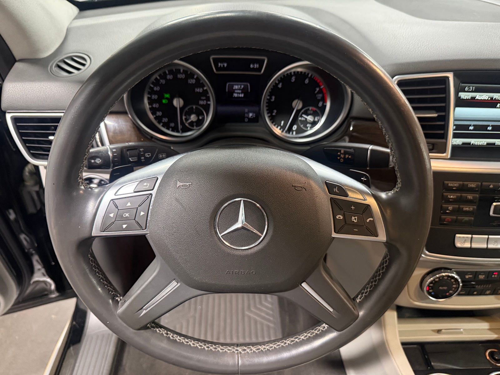 Thumbnail: 2015 Mercedes-Benz M-Class - 4