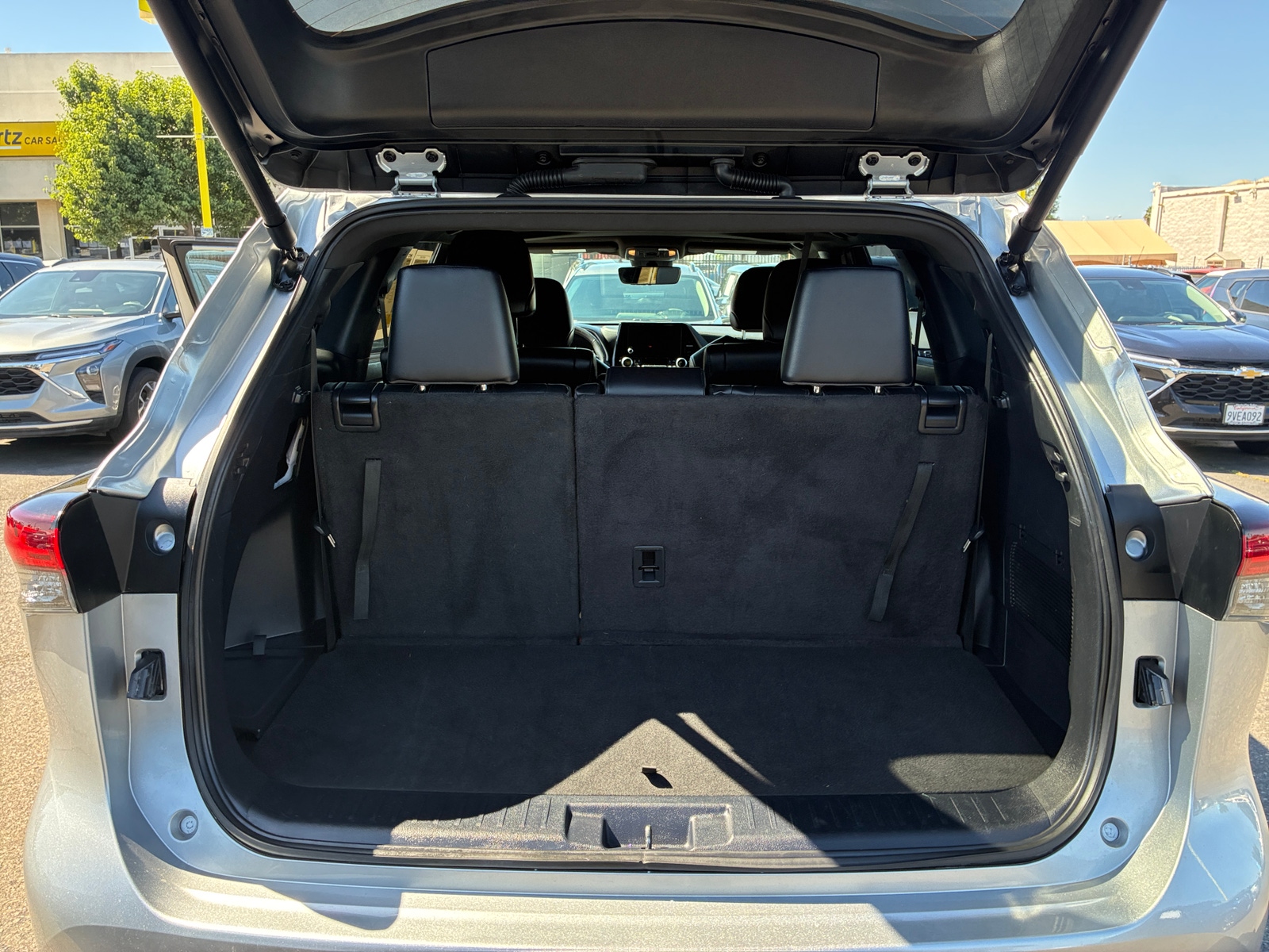 Thumbnail: 2024 Toyota Highlander - 6