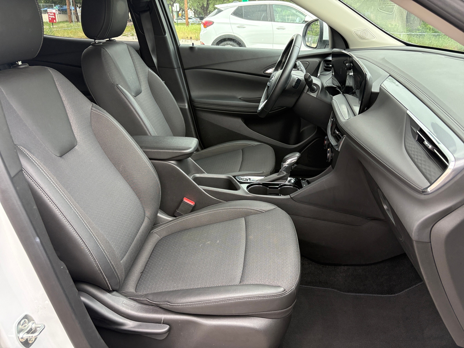 Thumbnail: 2025 Buick Encore GX - 2