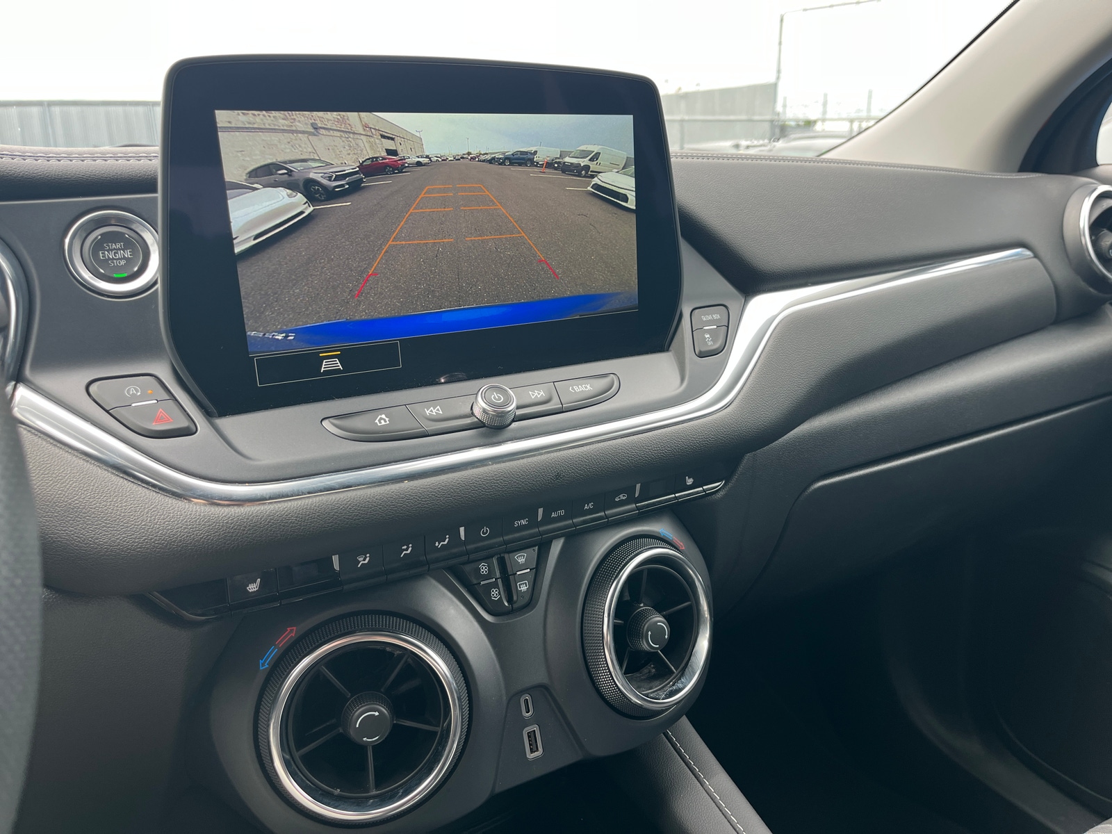 Thumbnail: 2025 Chevrolet Blazer - 4