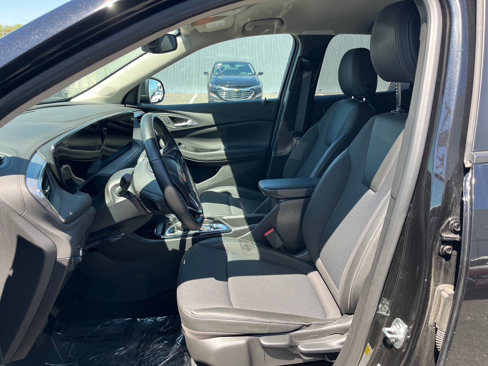 Thumbnail: 2025 Buick Encore GX - 2