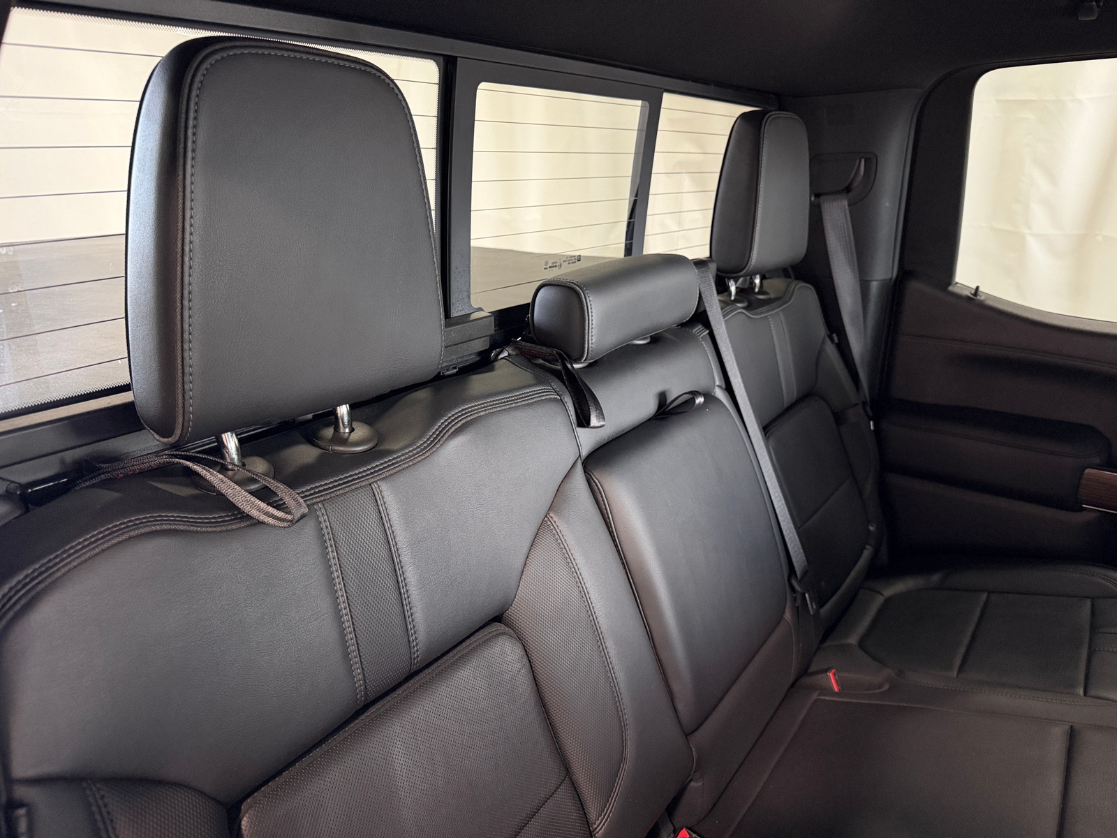 Thumbnail: 2022 Chevrolet Silverado 1500 - 5