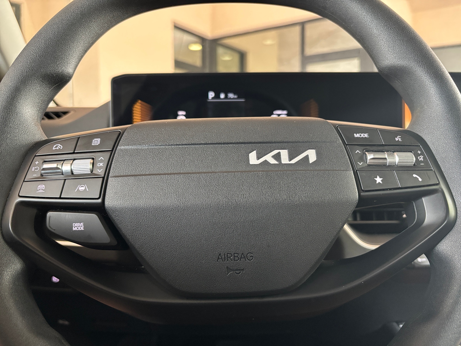 Thumbnail: 2025 Kia K4 - 4
