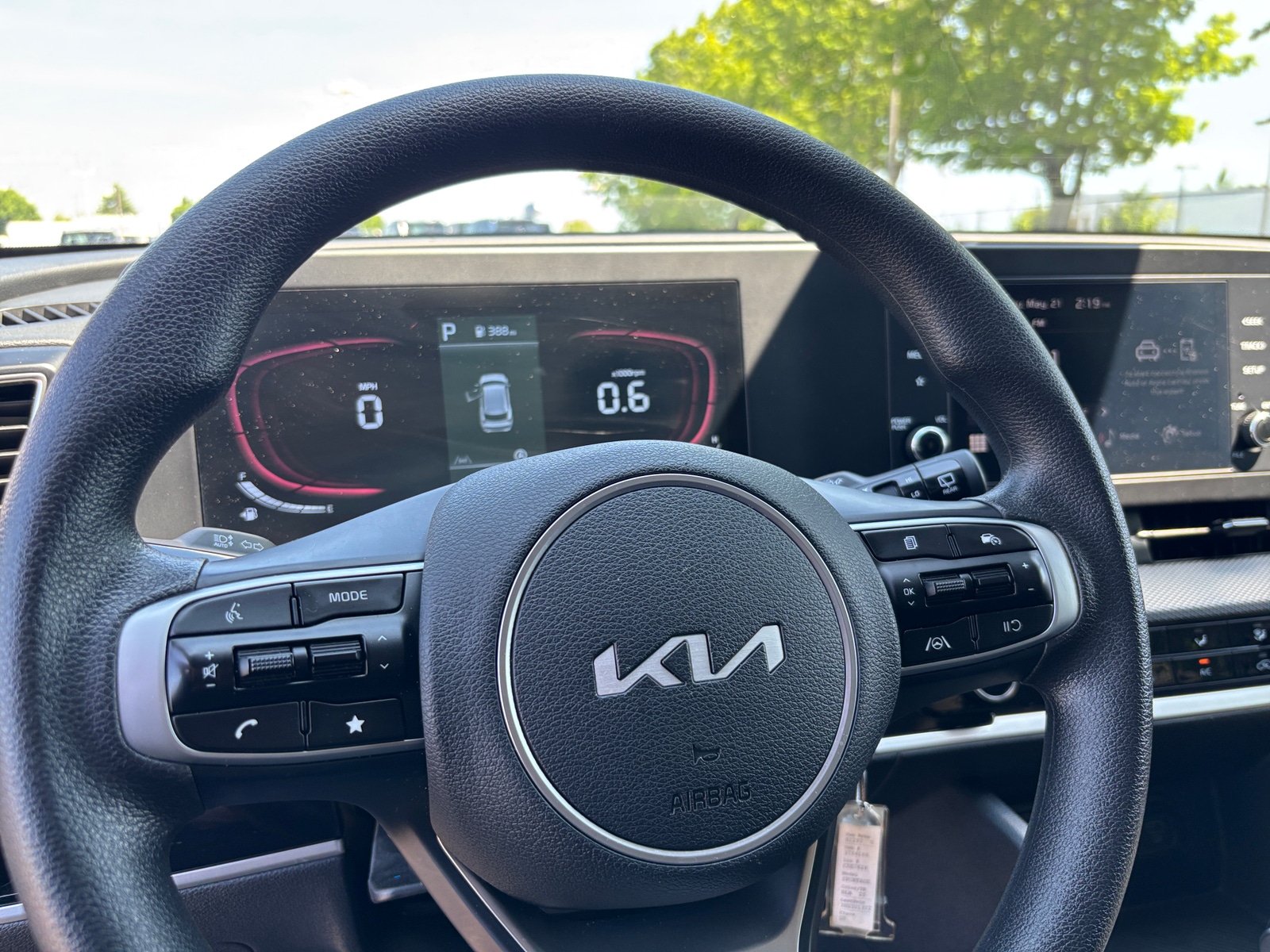 Thumbnail: 2025 Kia Sportage - 5