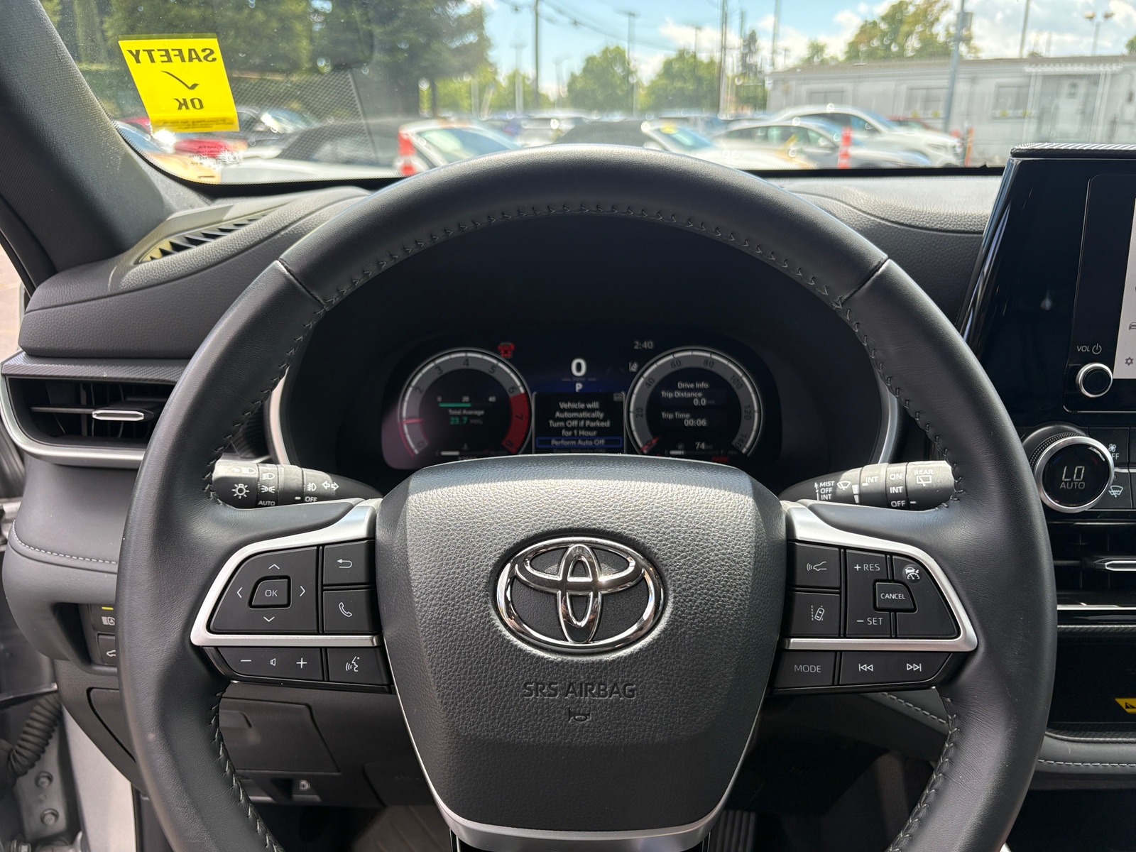 Thumbnail: 2025 Toyota Highlander - 5