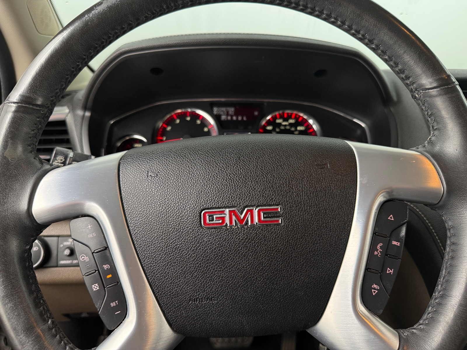 Thumbnail: 2017 GMC Acadia - 4