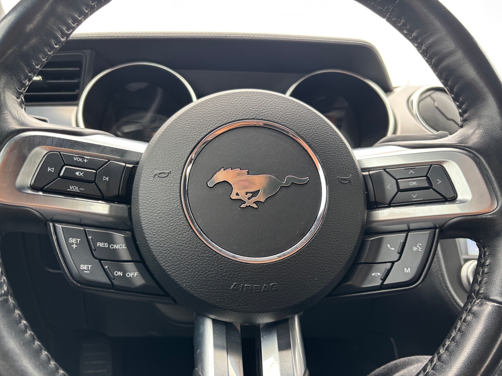 Thumbnail: 2023 Ford Mustang - 4