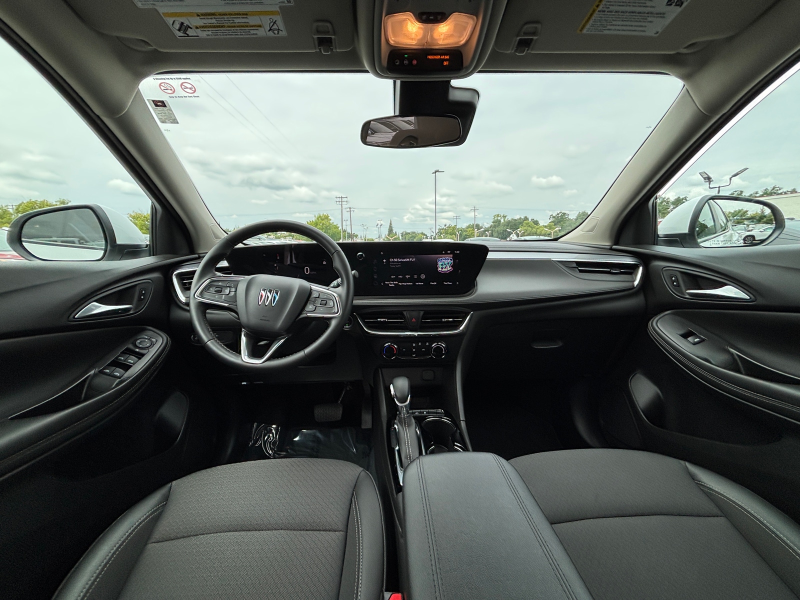 Thumbnail: 2025 Buick Encore GX - 3