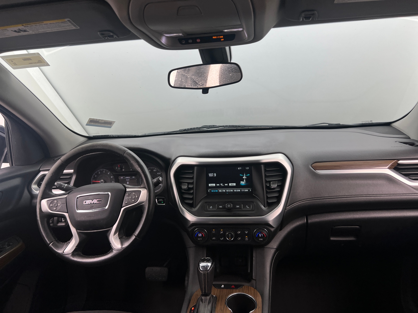Thumbnail: 2018 GMC Acadia - 3