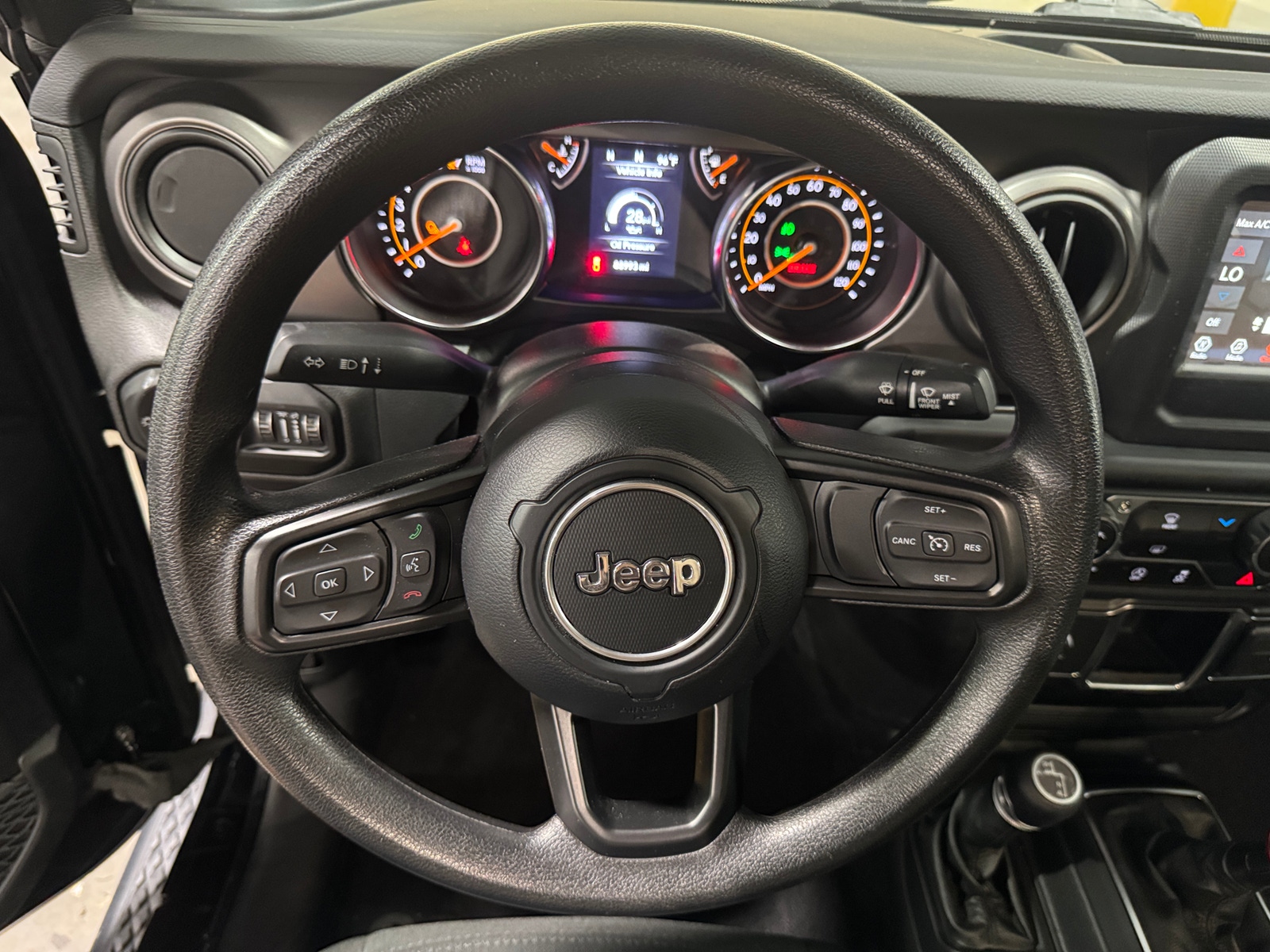 Thumbnail: 2021 Jeep Gladiator - 5
