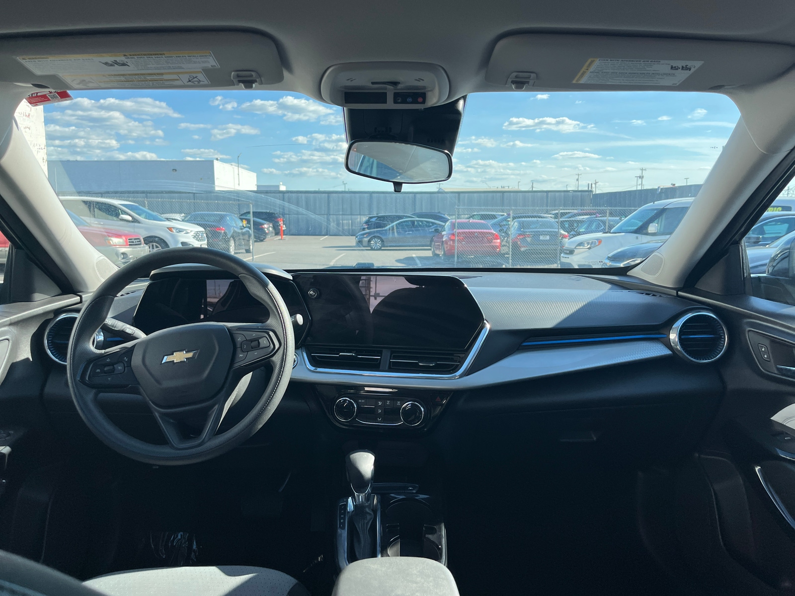 Thumbnail: 2025 Chevrolet Trax - 3
