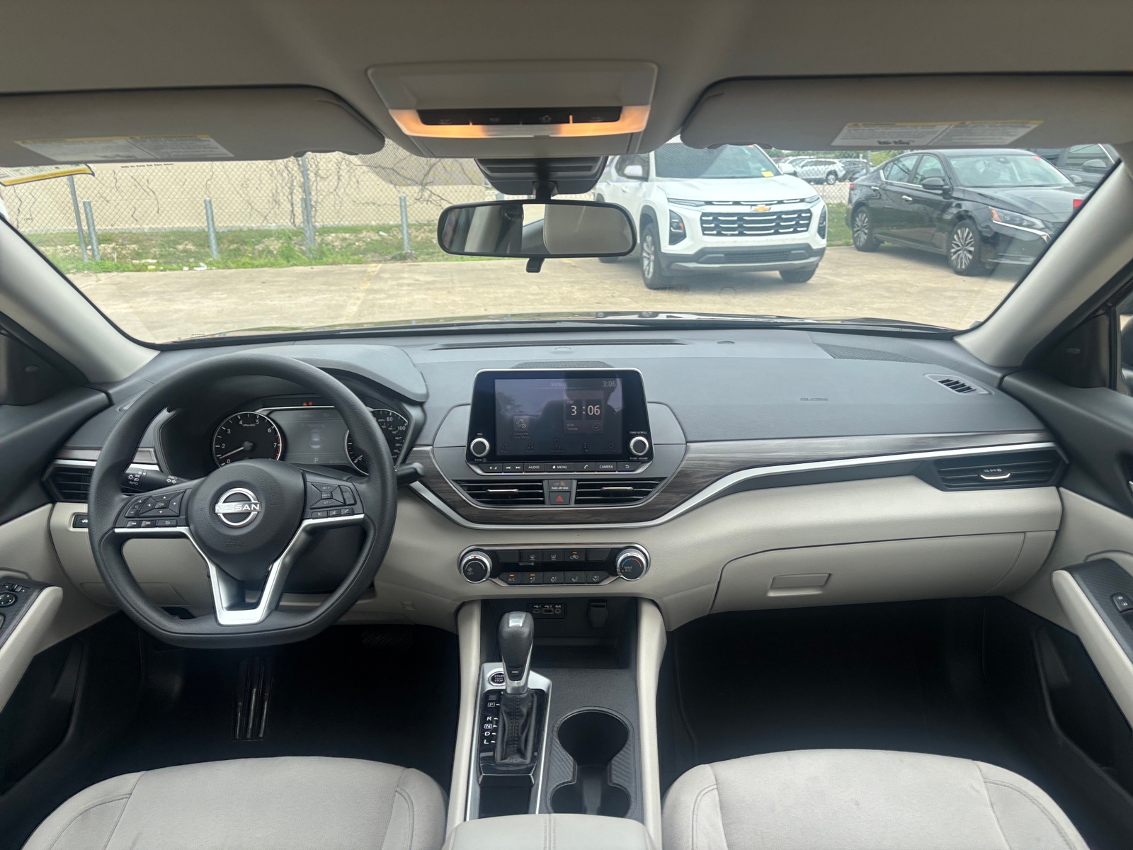 Thumbnail: 2025 Nissan Altima - 3