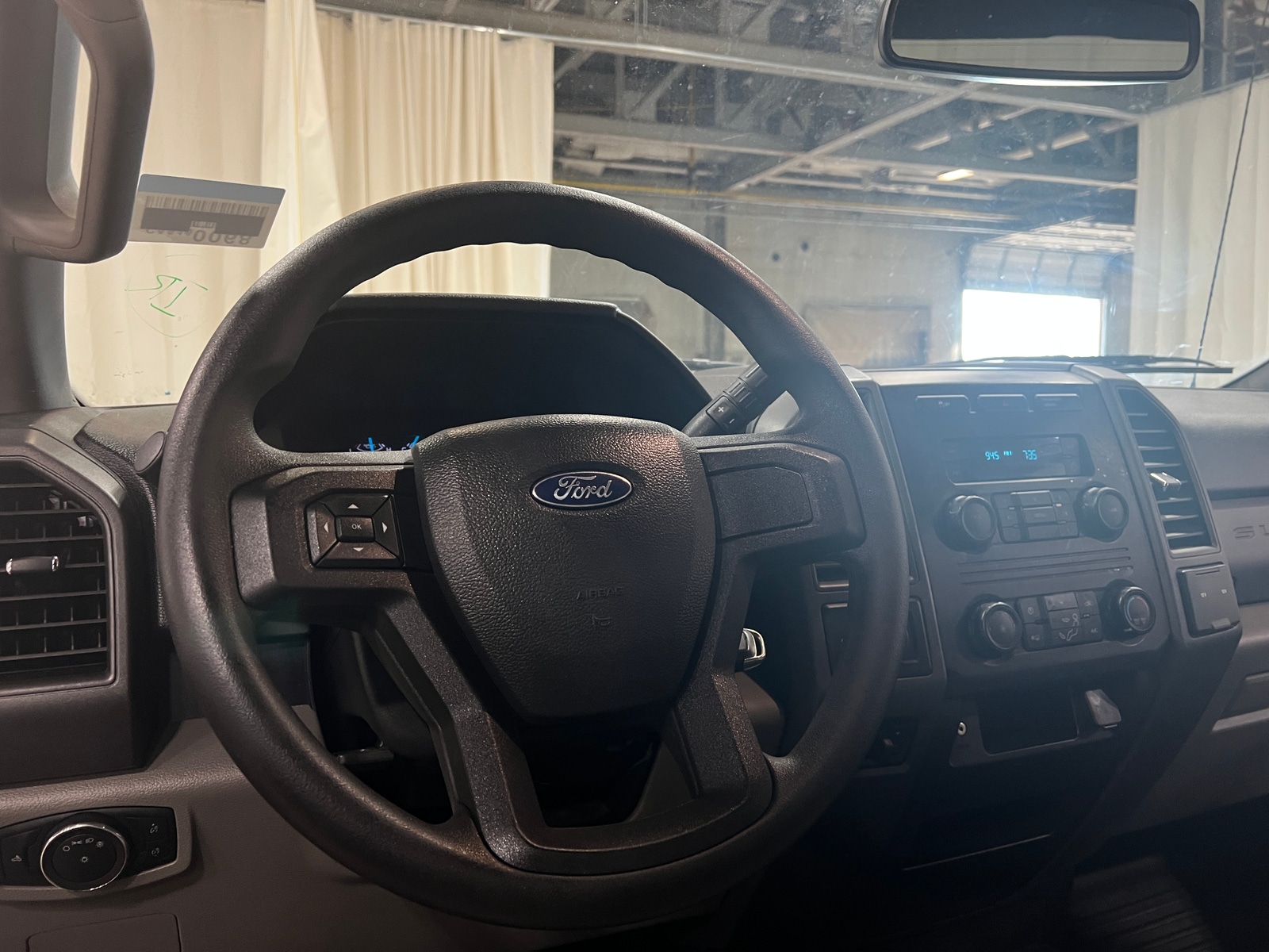 Thumbnail: 2019 Ford Econoline - 4