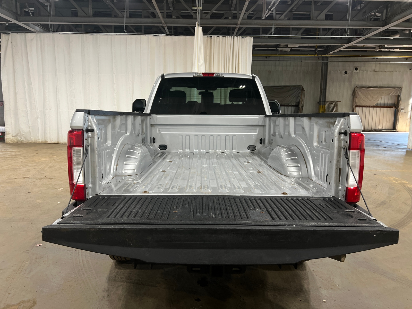 Thumbnail: 2019 Ford Econoline - 5