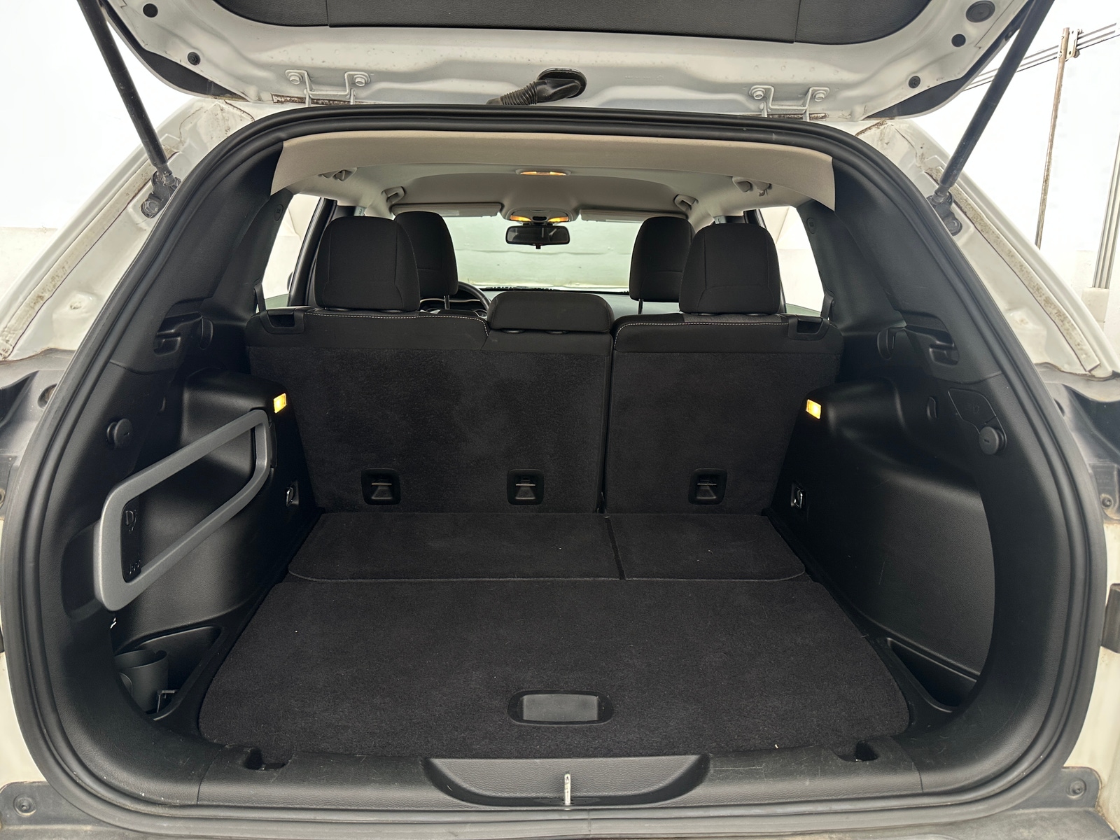 Thumbnail: 2014 Jeep Cherokee - 7