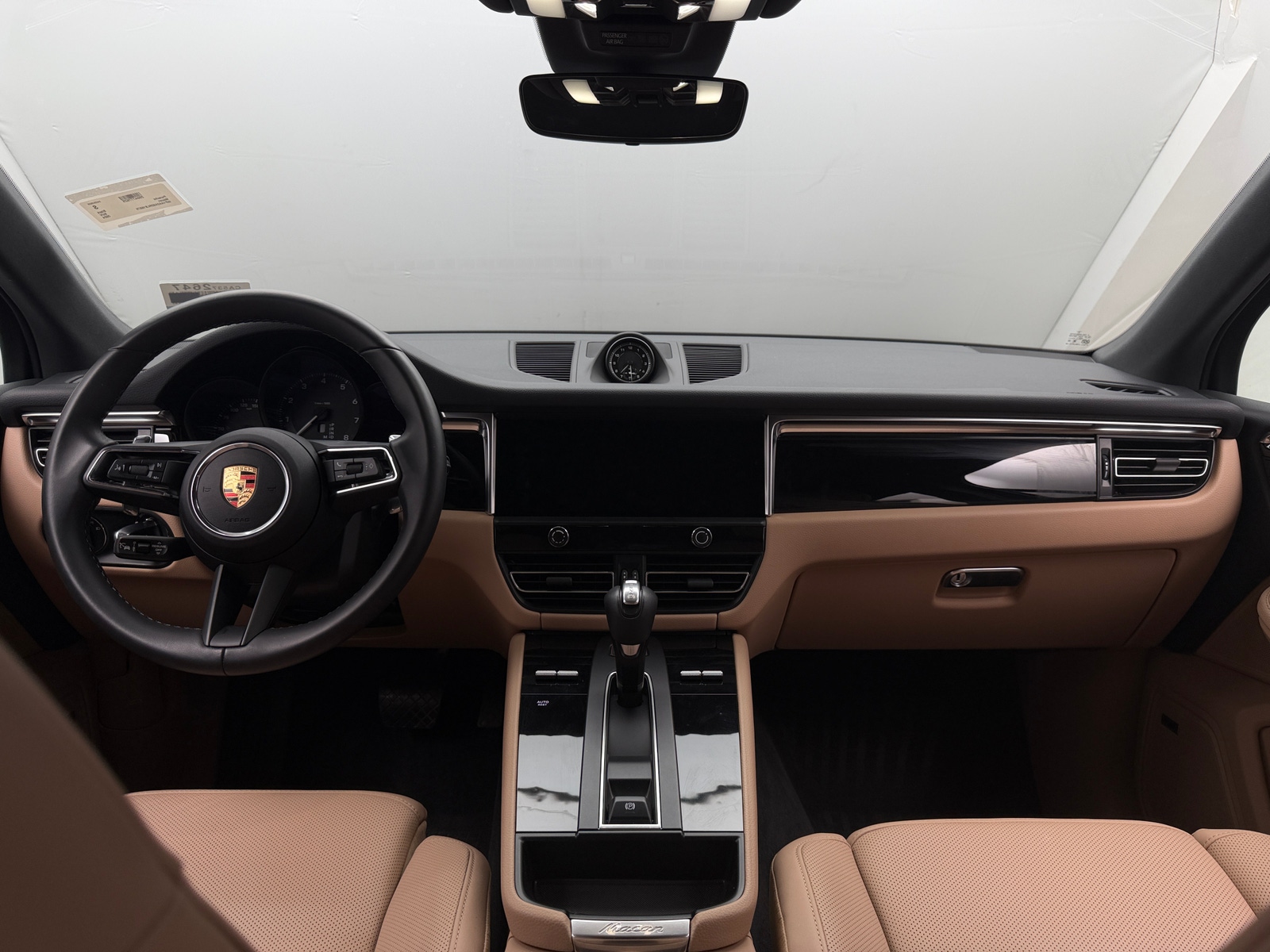 Thumbnail: 2024 Porsche Macan - 2