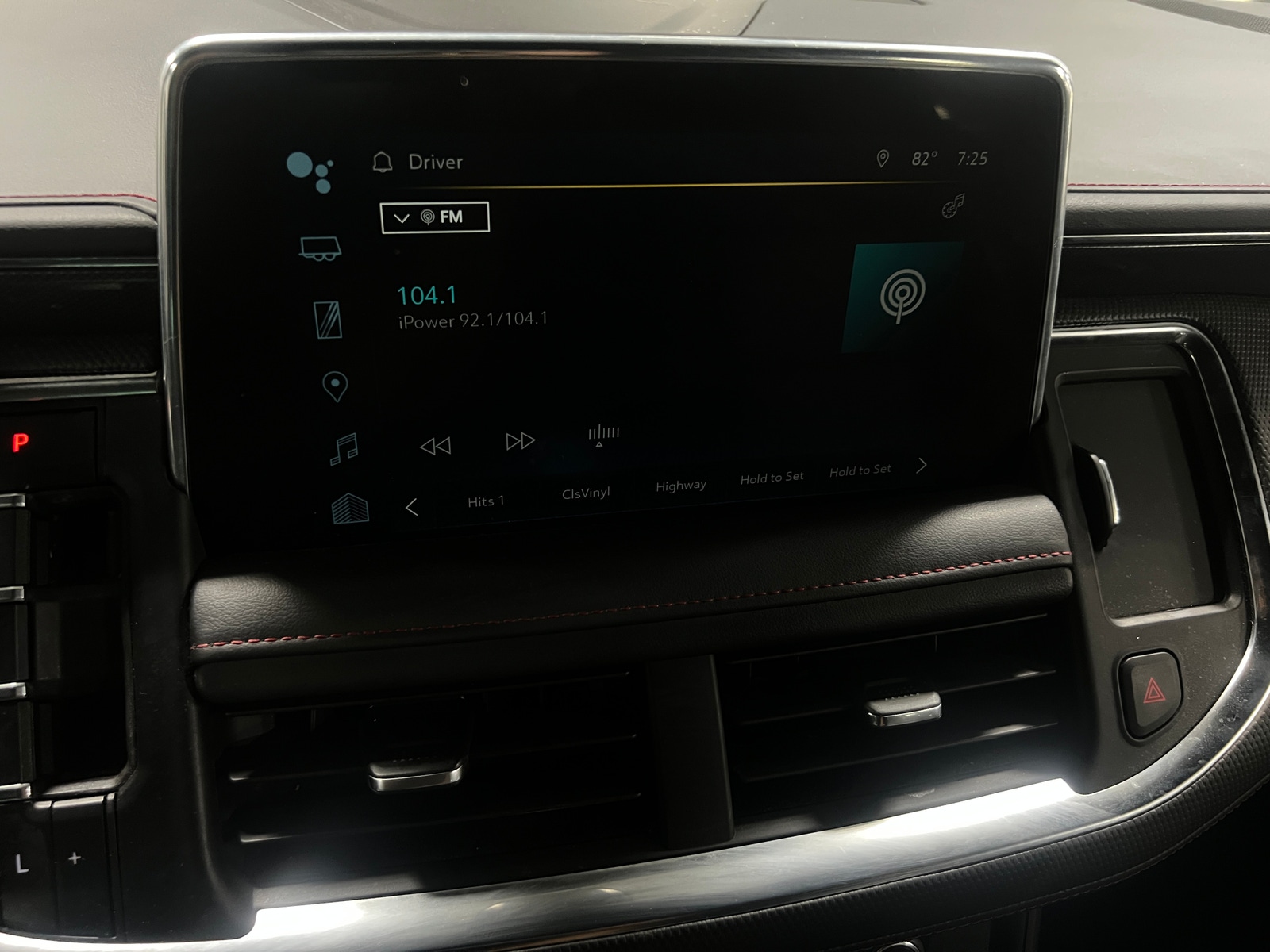 Thumbnail: 2022 Chevrolet Tahoe - 3