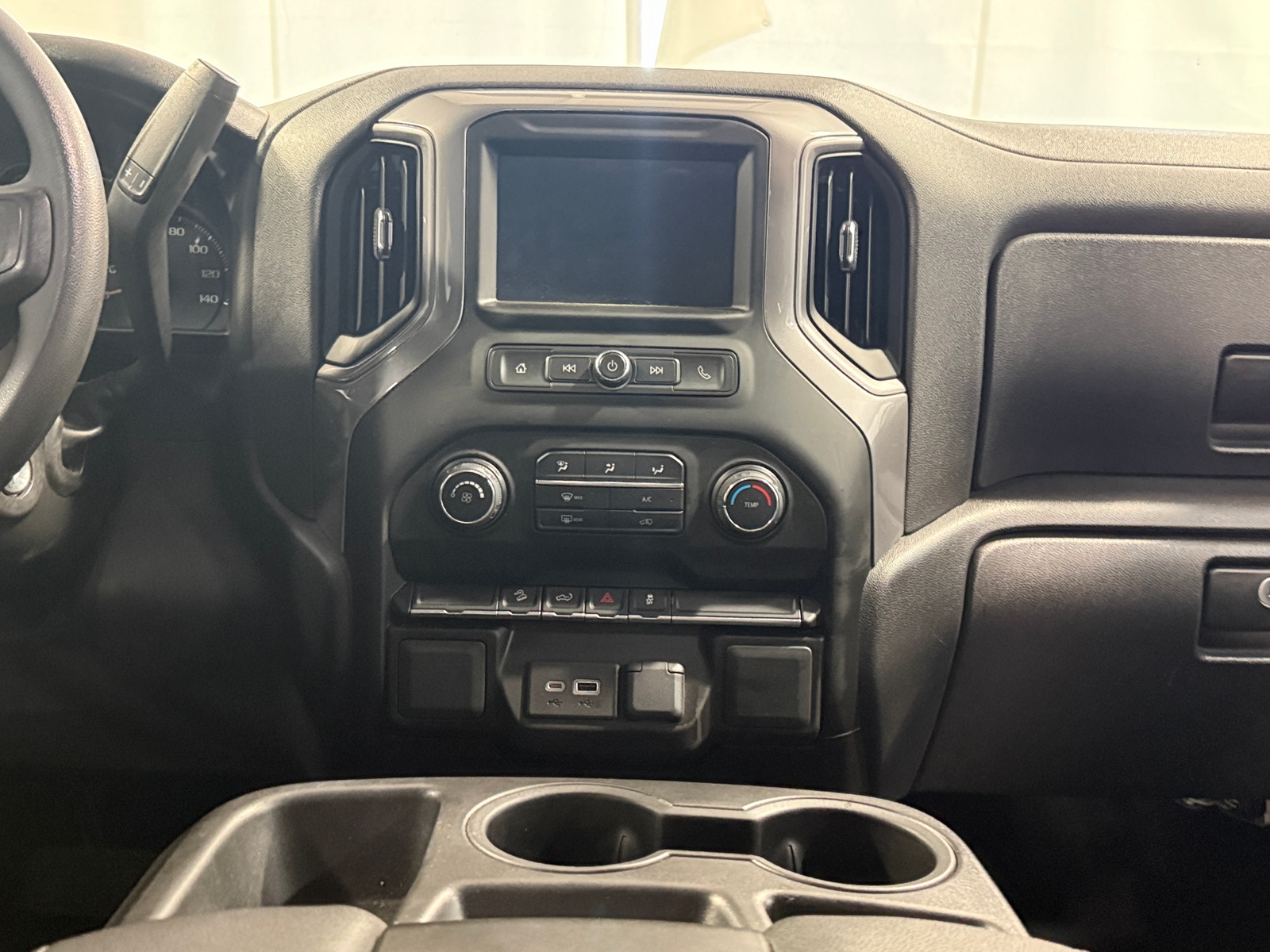 Thumbnail: 2021 Chevrolet Silverado 1500 - 4