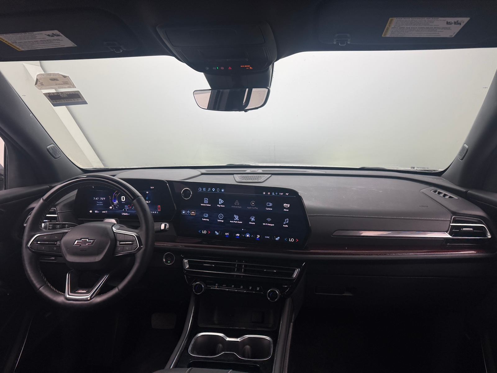 Thumbnail: 2024 Chevrolet Traverse - 3