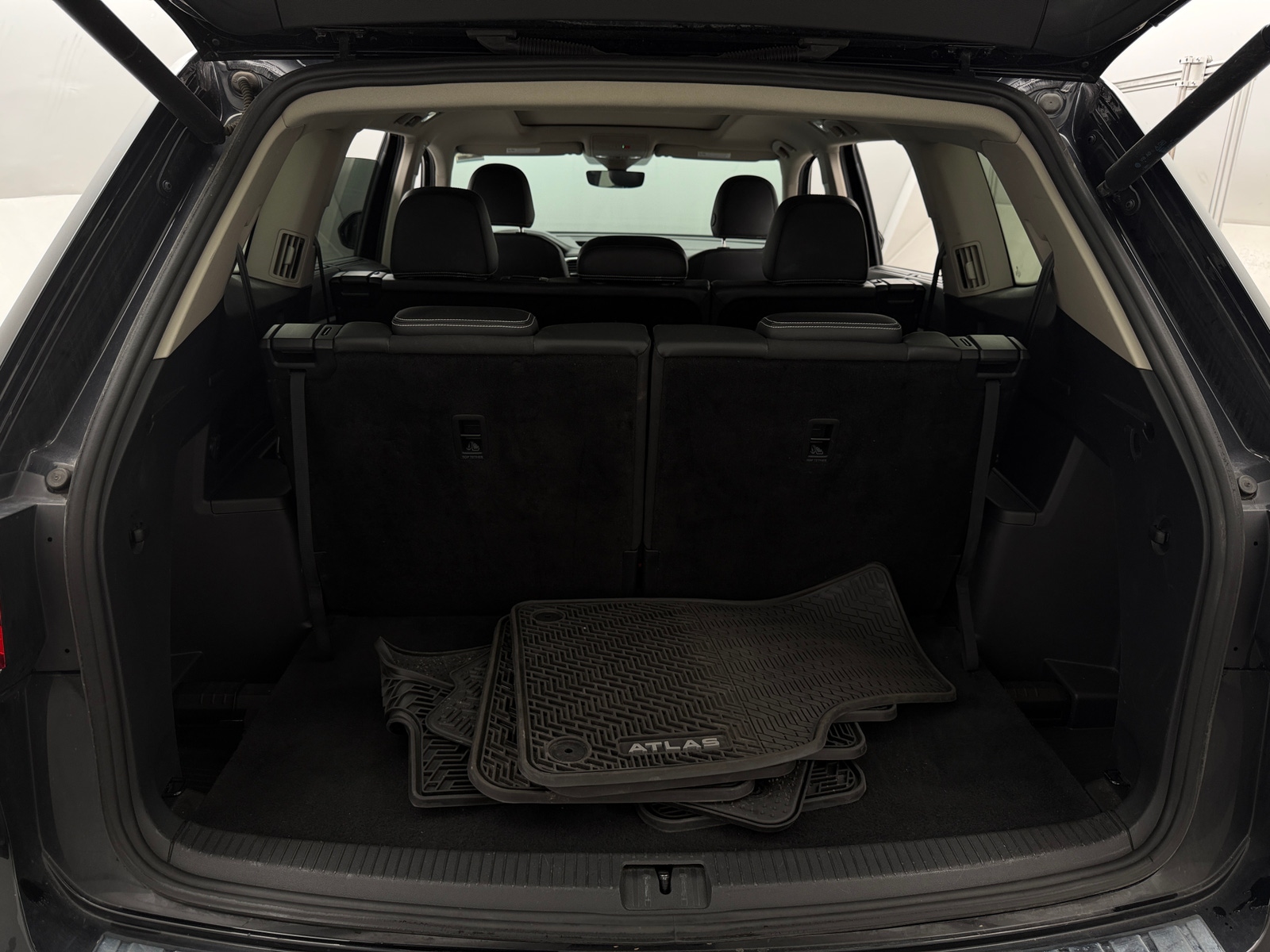 Thumbnail: 2021 Volkswagen Atlas - 6