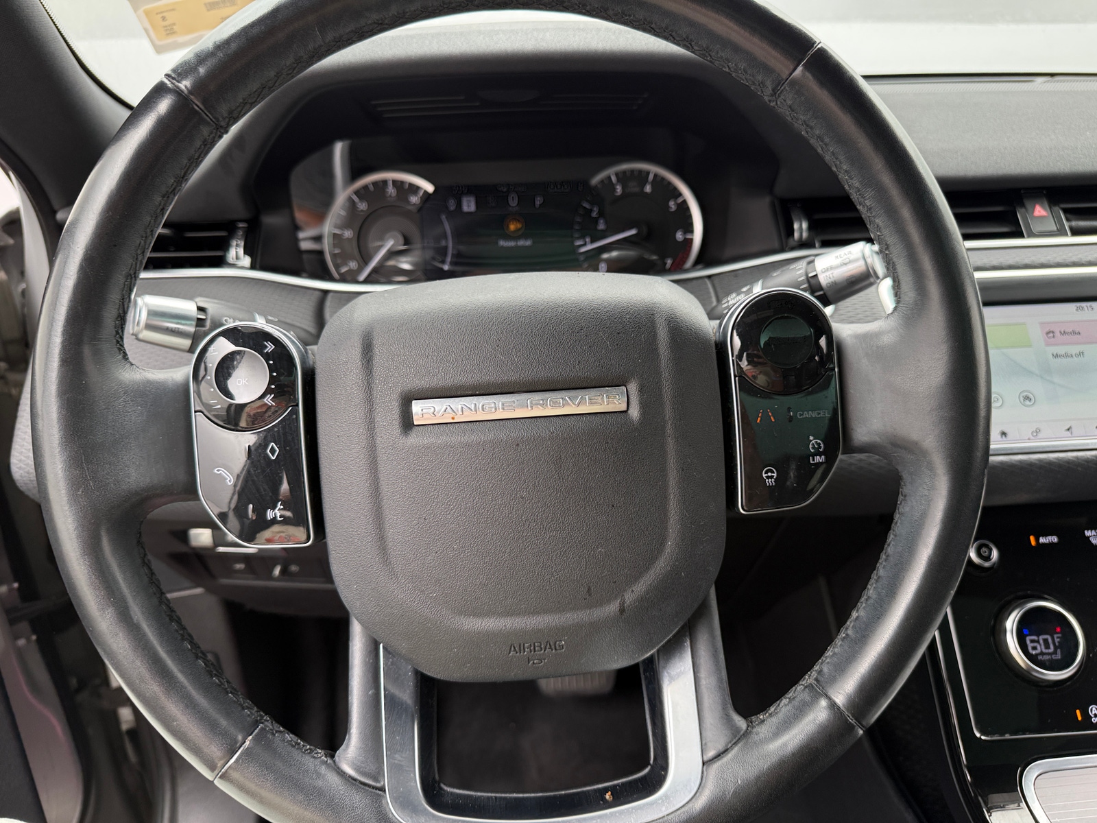 Thumbnail: 2020 Land Rover Range Rover Evoque - 4