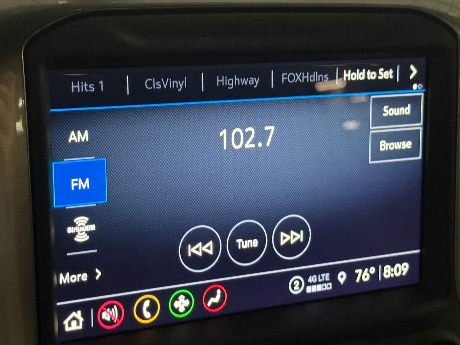 Thumbnail: 2022 Chevrolet Silverado 1500 - 4
