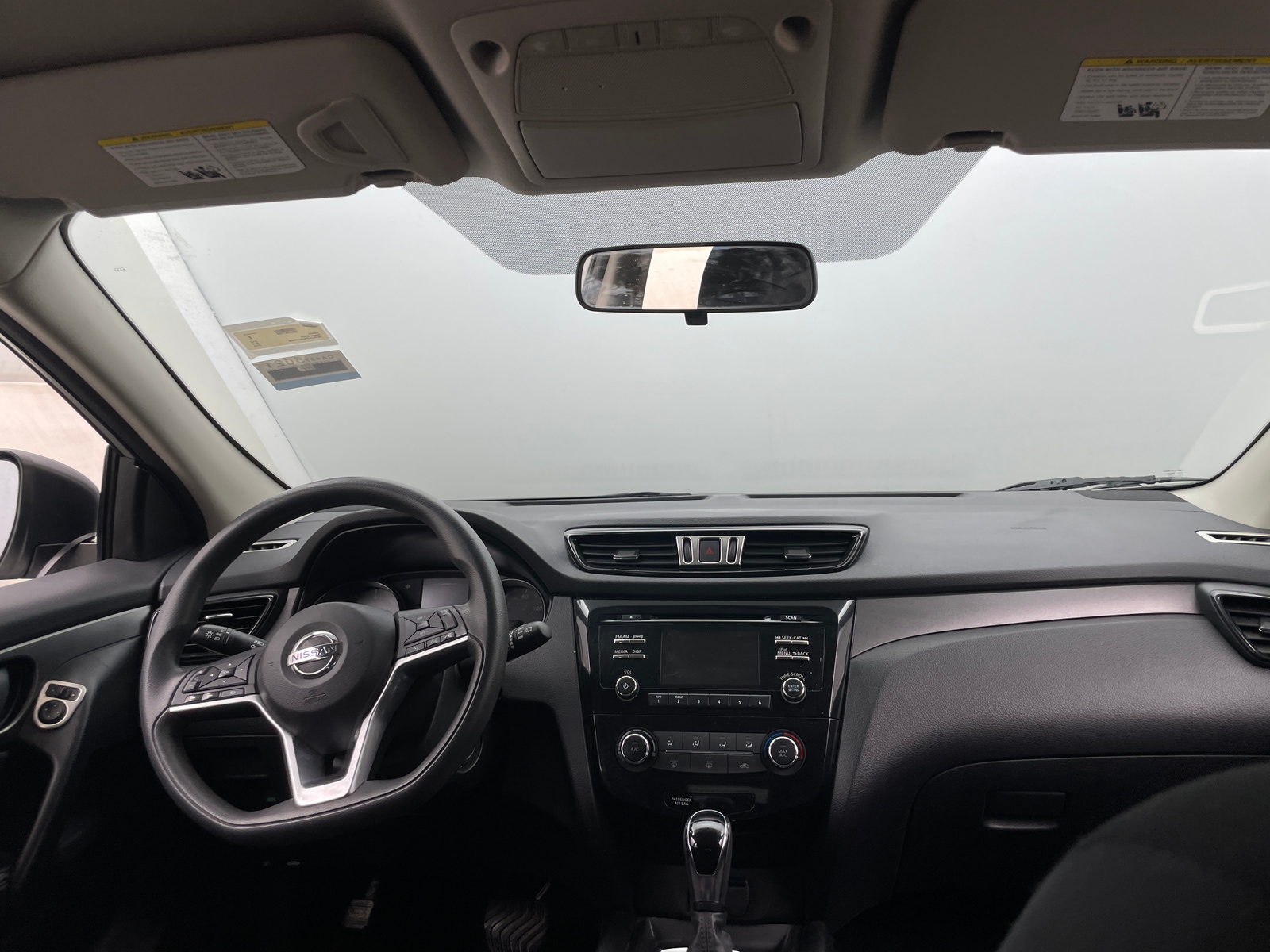 Thumbnail: 2018 Nissan Rogue Sport - 3