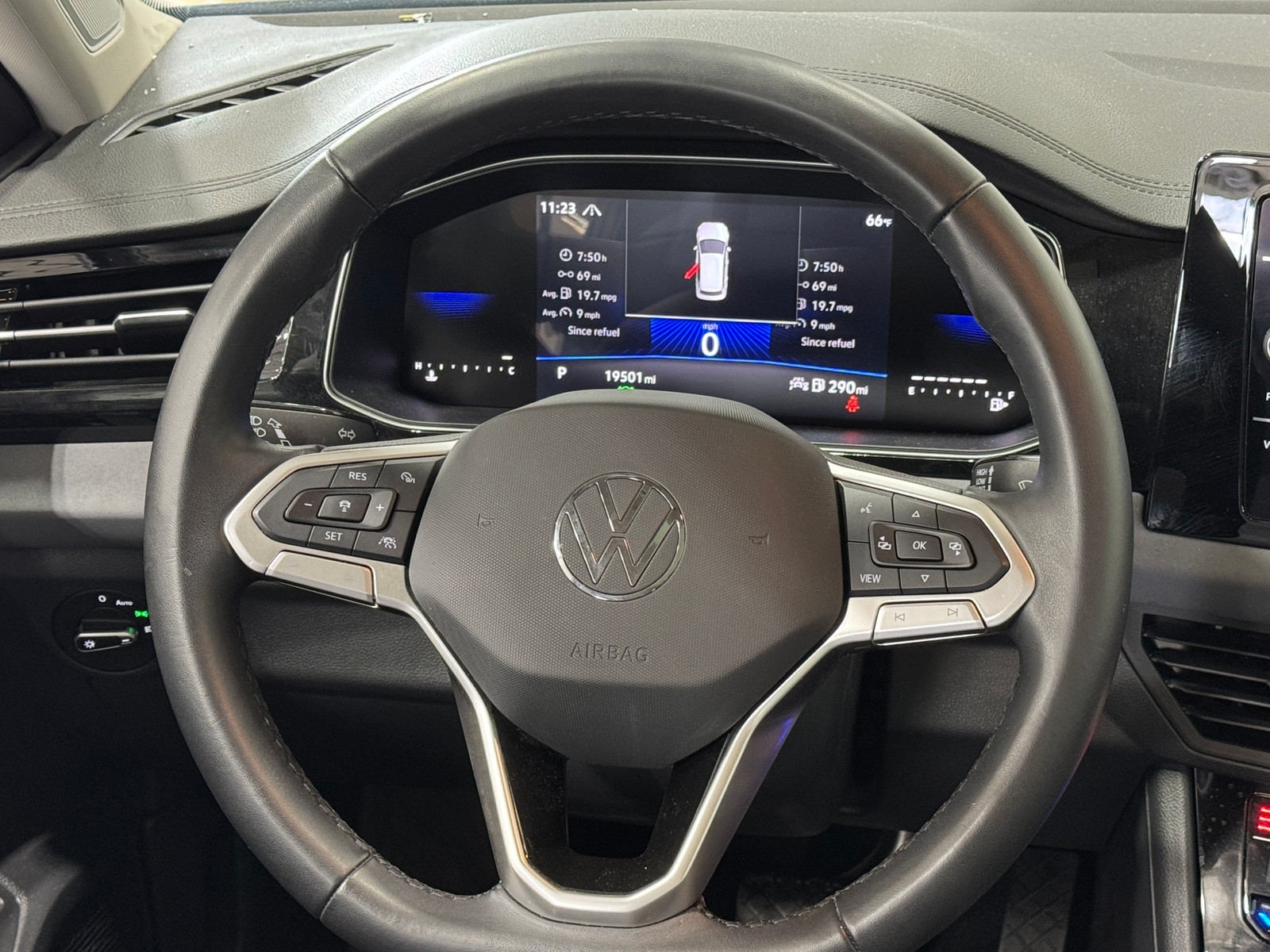 Thumbnail: 2025 Volkswagen Jetta - 5