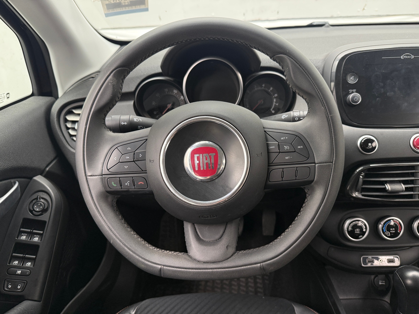 Thumbnail: 2018 Fiat 500X - 5