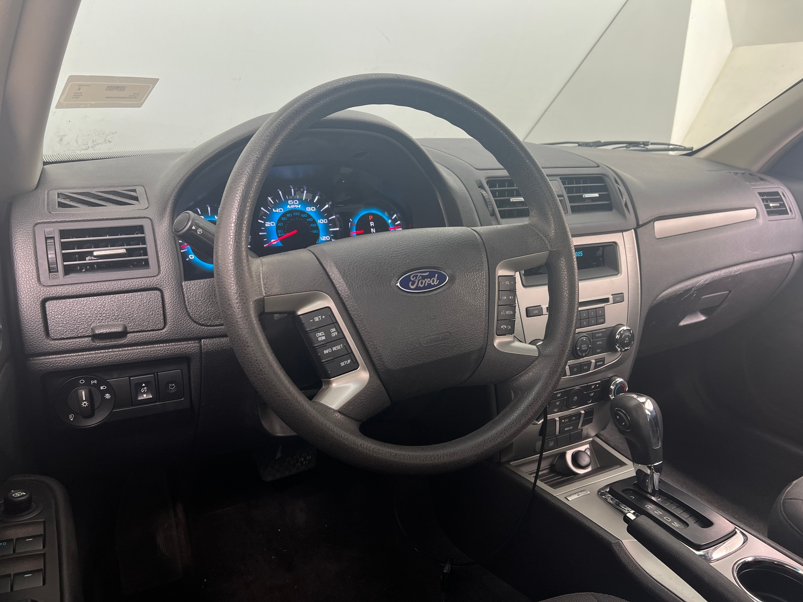 Thumbnail: 2012 Ford Fusion - 3