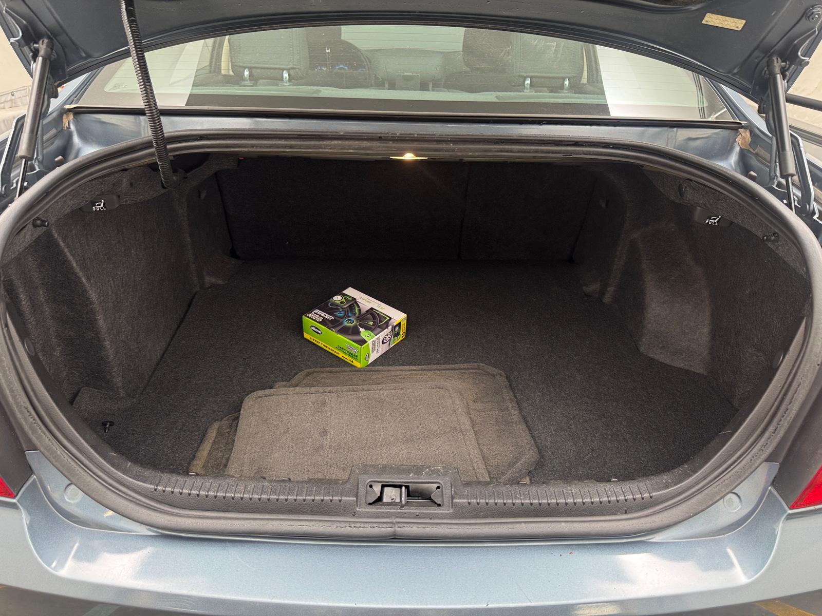 Thumbnail: 2012 Ford Fusion - 7