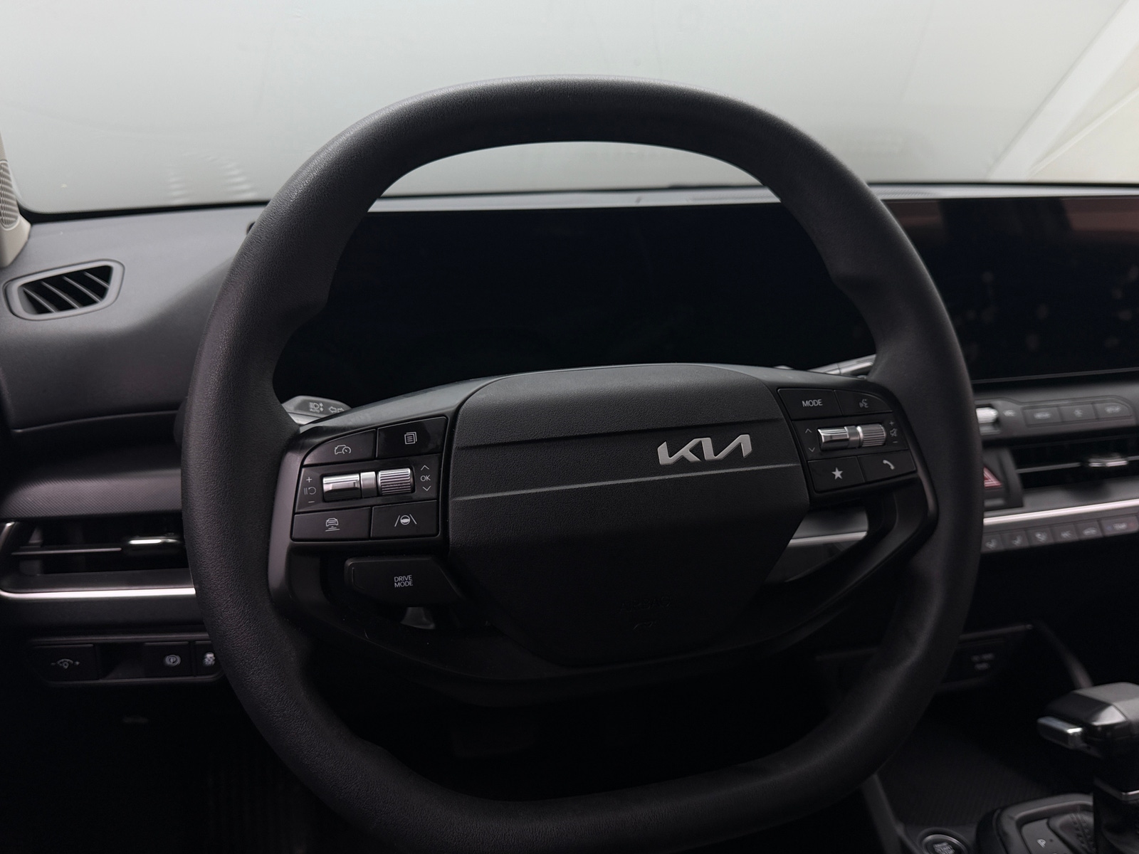 Thumbnail: 2025 Kia K4 - 5