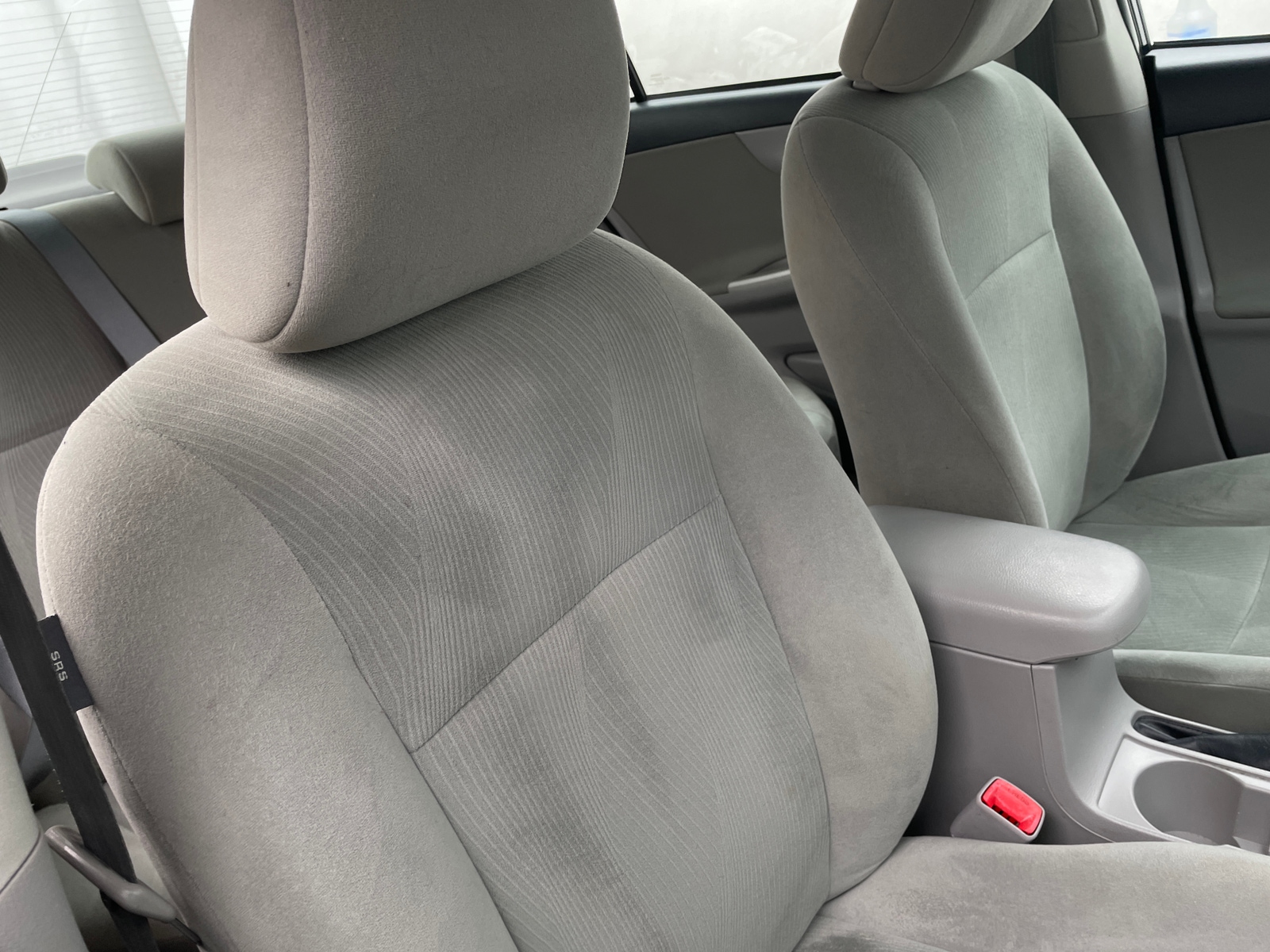 Thumbnail: 2013 Toyota Corolla - 2