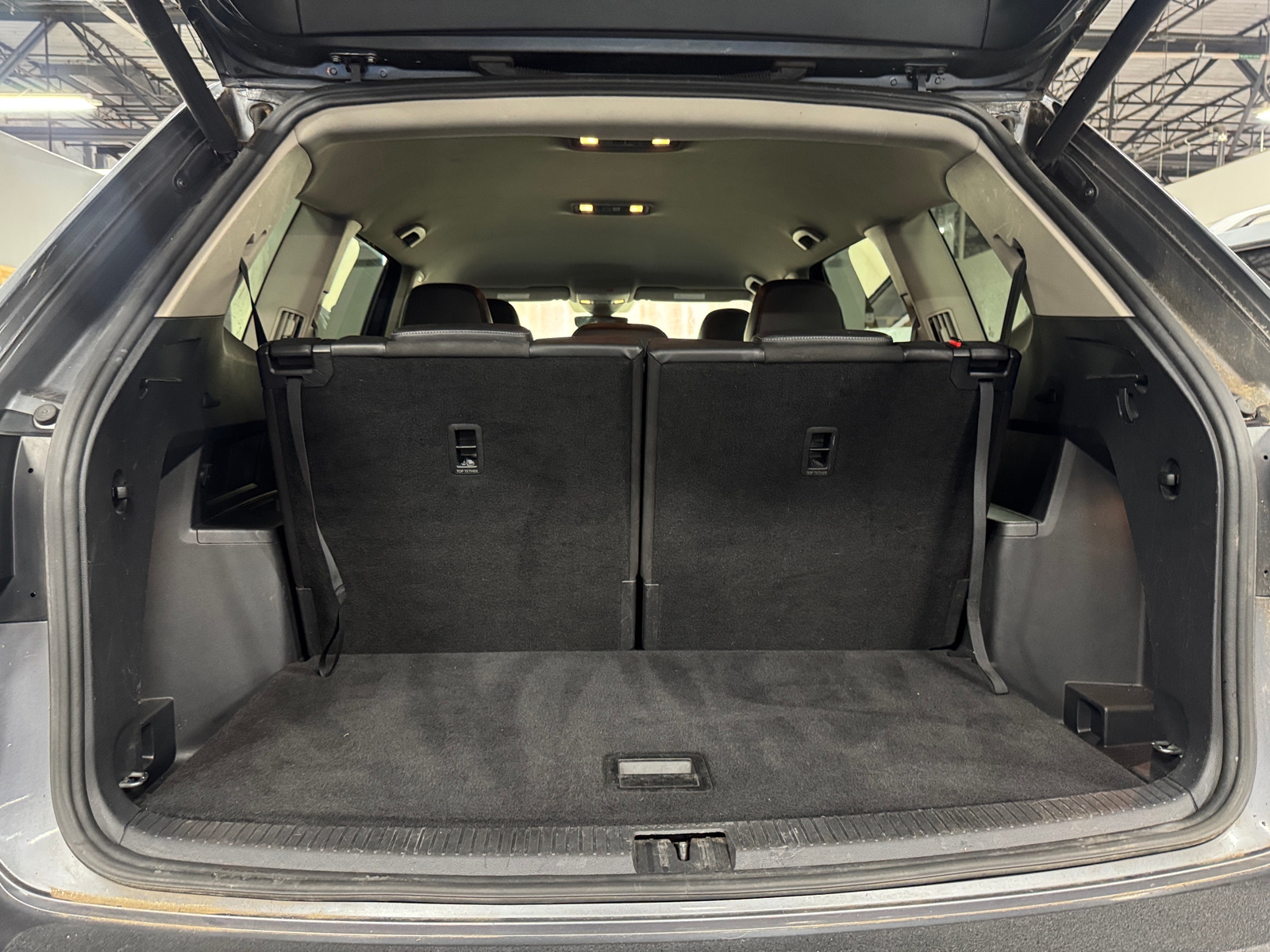 Thumbnail: 2019 Volkswagen Atlas - 6
