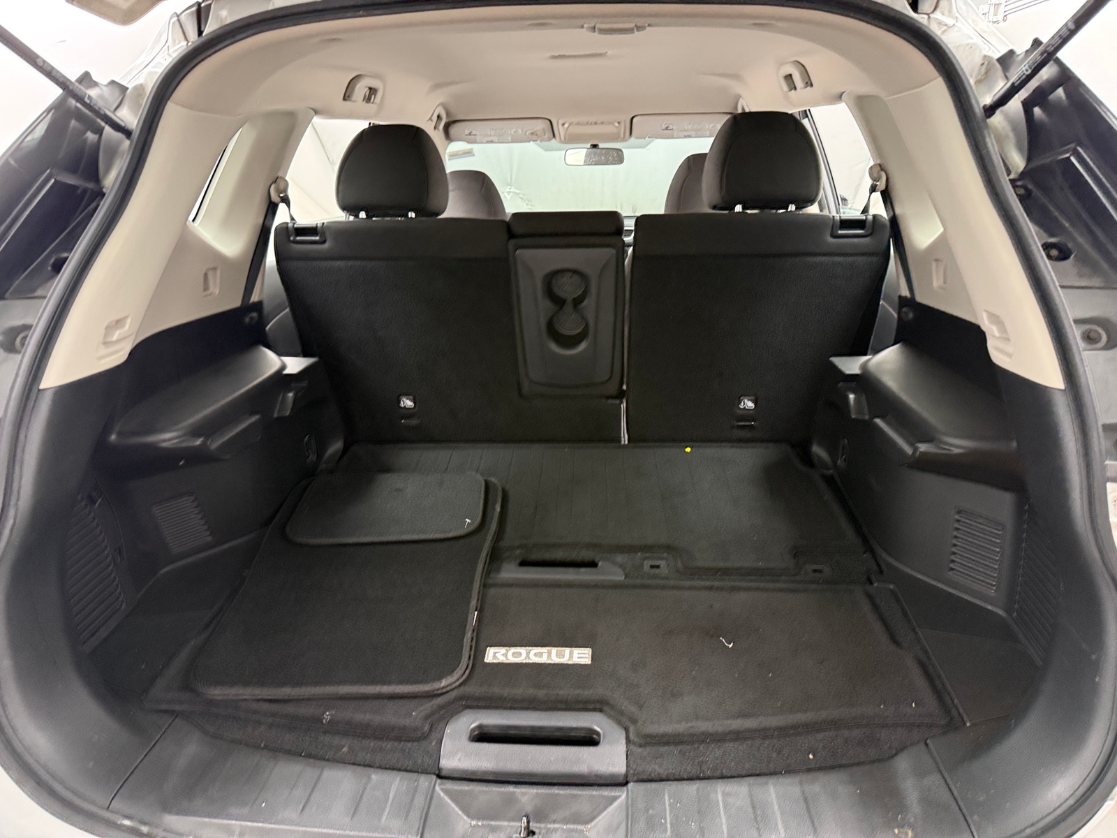 Thumbnail: 2015 Nissan Rogue - 7