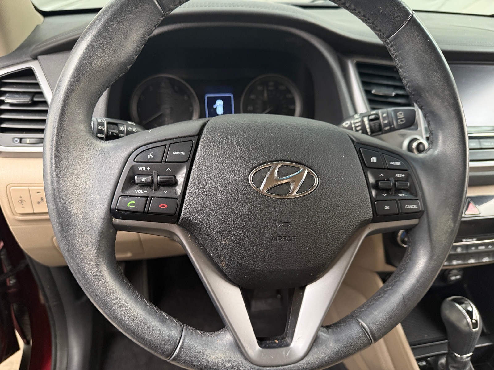 Thumbnail: 2016 Hyundai Tucson - 4