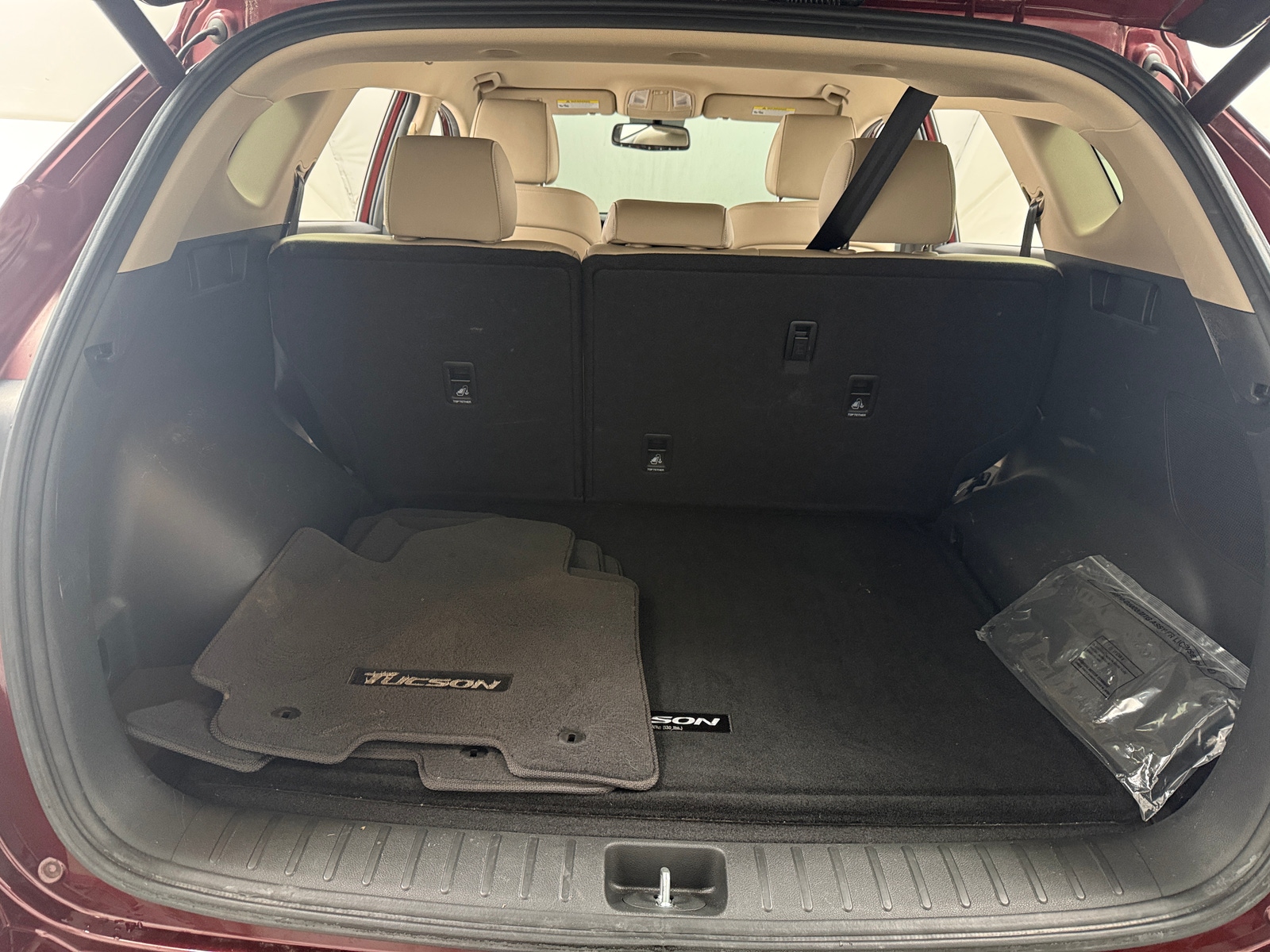 Thumbnail: 2016 Hyundai Tucson - 6