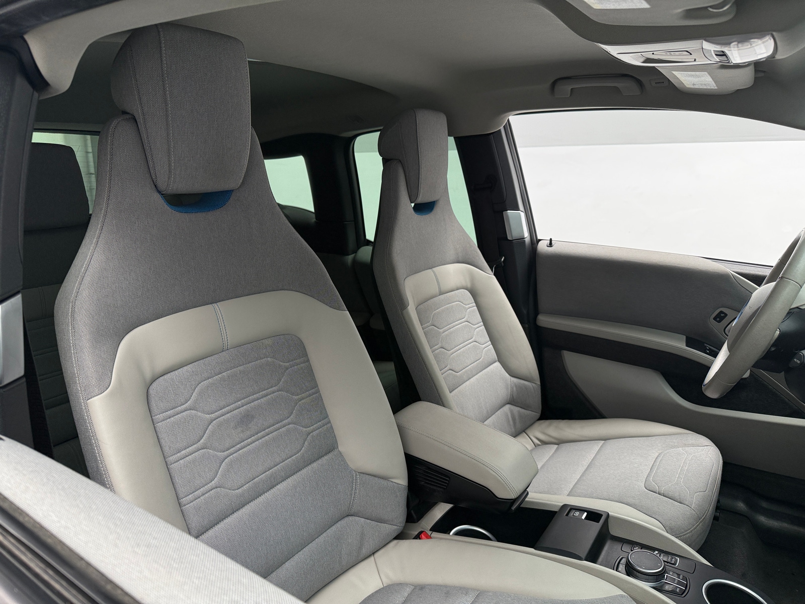 Thumbnail: 2018 BMW i3 - 2